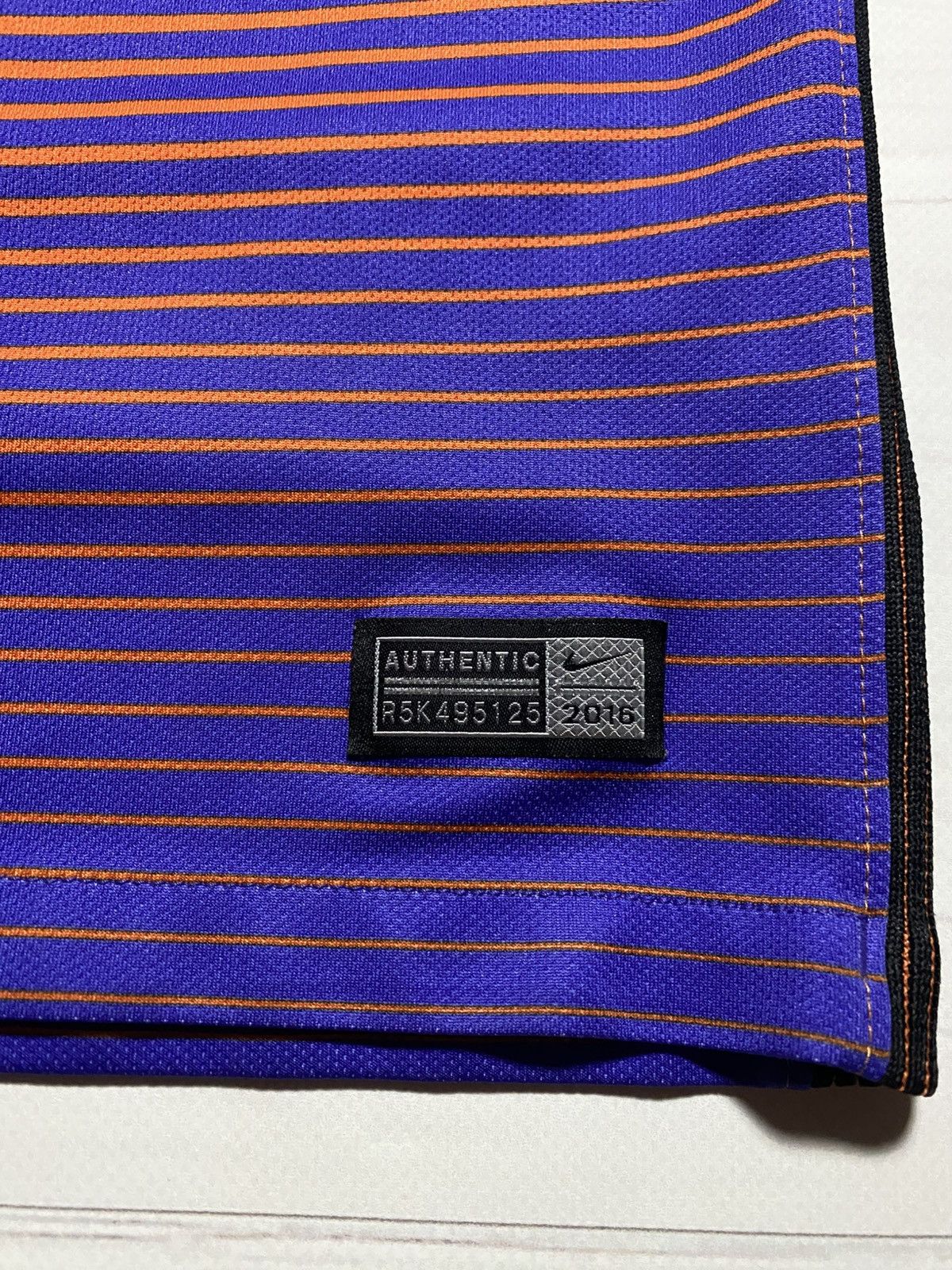 Nike Nike Manchester City 2016/17 third soccer football jersey Size US M / EU 48-50 / 2 - 7 Thumbnail
