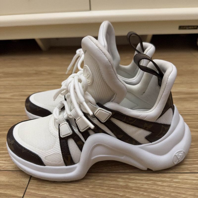 Louis Vuitton Louis Vuitton Archlight Classic Low-Top Sneakers 0079 Size US 6 / IT 36 - 1 Thumbnail
