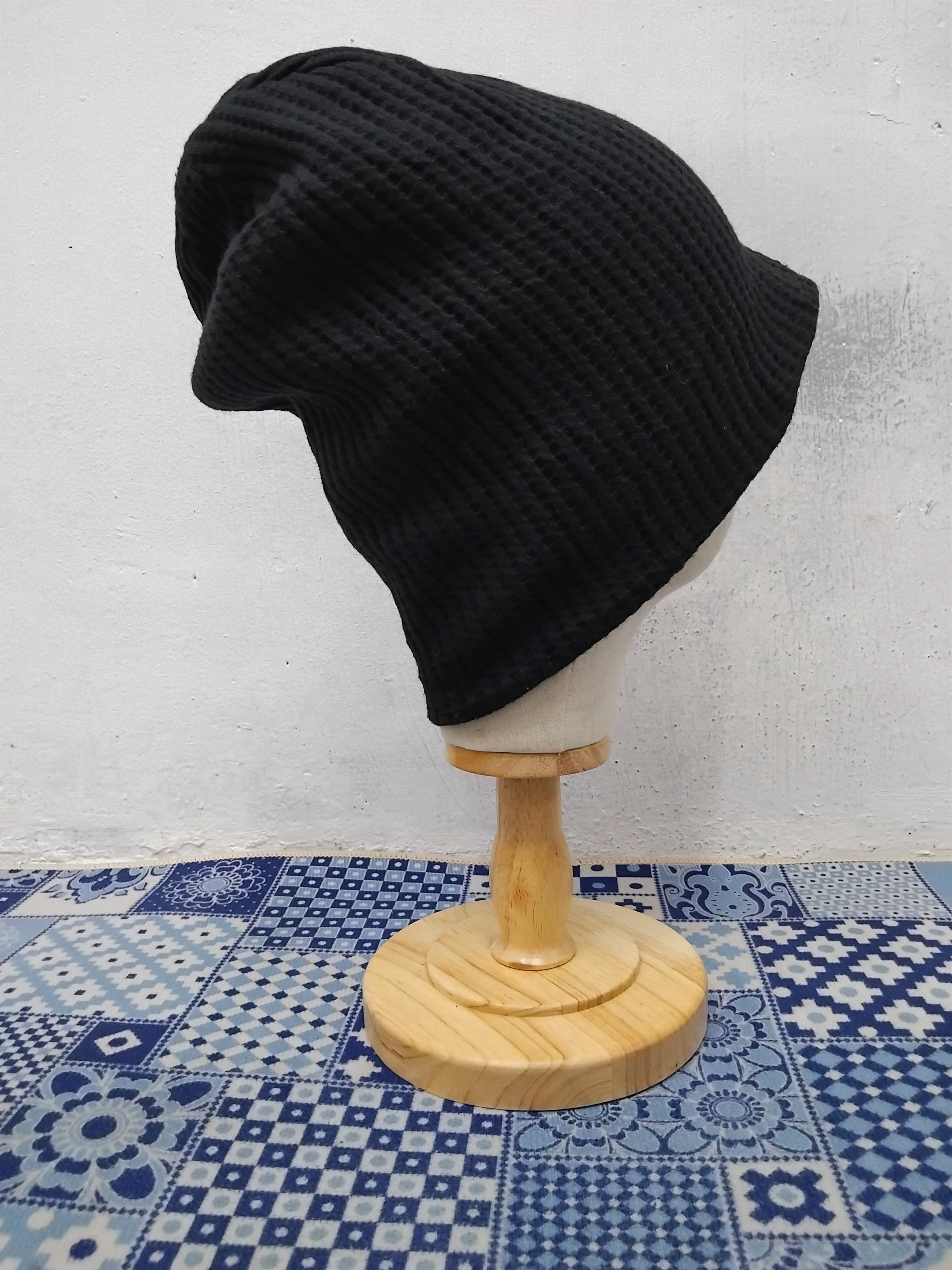 Japanese Brand 💥Apache black colour beanie hat Size ONE SIZE - 5 Thumbnail
