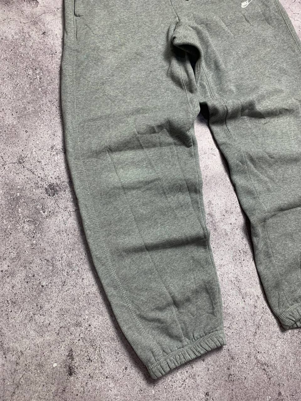 Nike Vintage Y2K Nike Baggy Track Pants Parachute Size US 34 / EU 50 - 2 Thumbnail