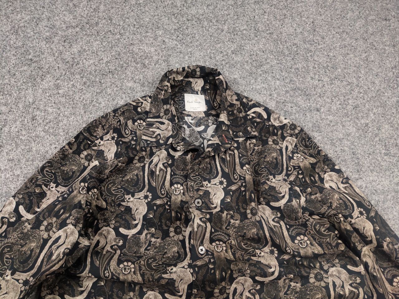 Paul Smith Paul Smith Mainline Monkey pattern Button long sleeve Shirt Size US S / EU 44-46 / 1 - 5 Thumbnail