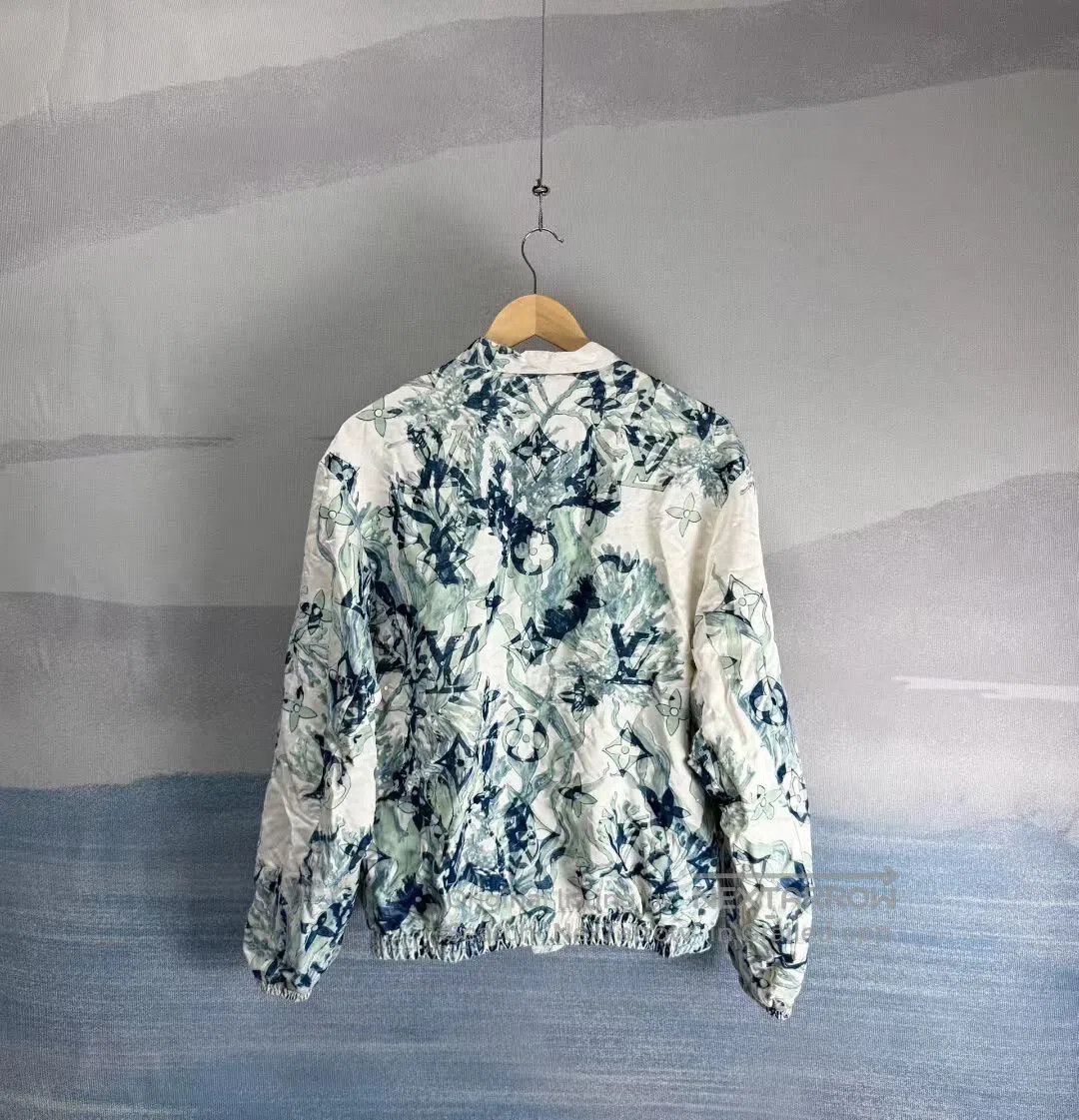 Louis Vuitton Louis Vuitton White and Blue Coral Seaweed All-Over Sequin Size US M / EU 48-50 / 2 - 3 Thumbnail