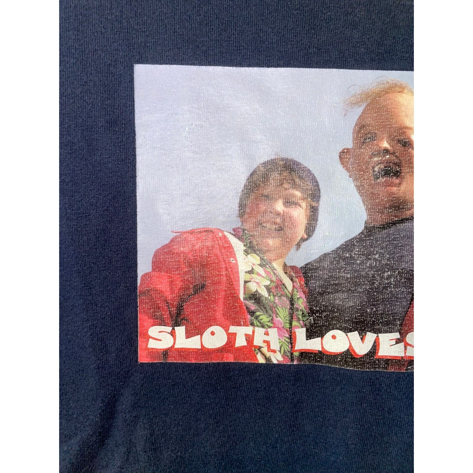 Warner Bros Vintage The Goonies Shirt Sloth Loves Chunk Box Logo Tee M Size US M / EU 48-50 / 2 - 3 Thumbnail