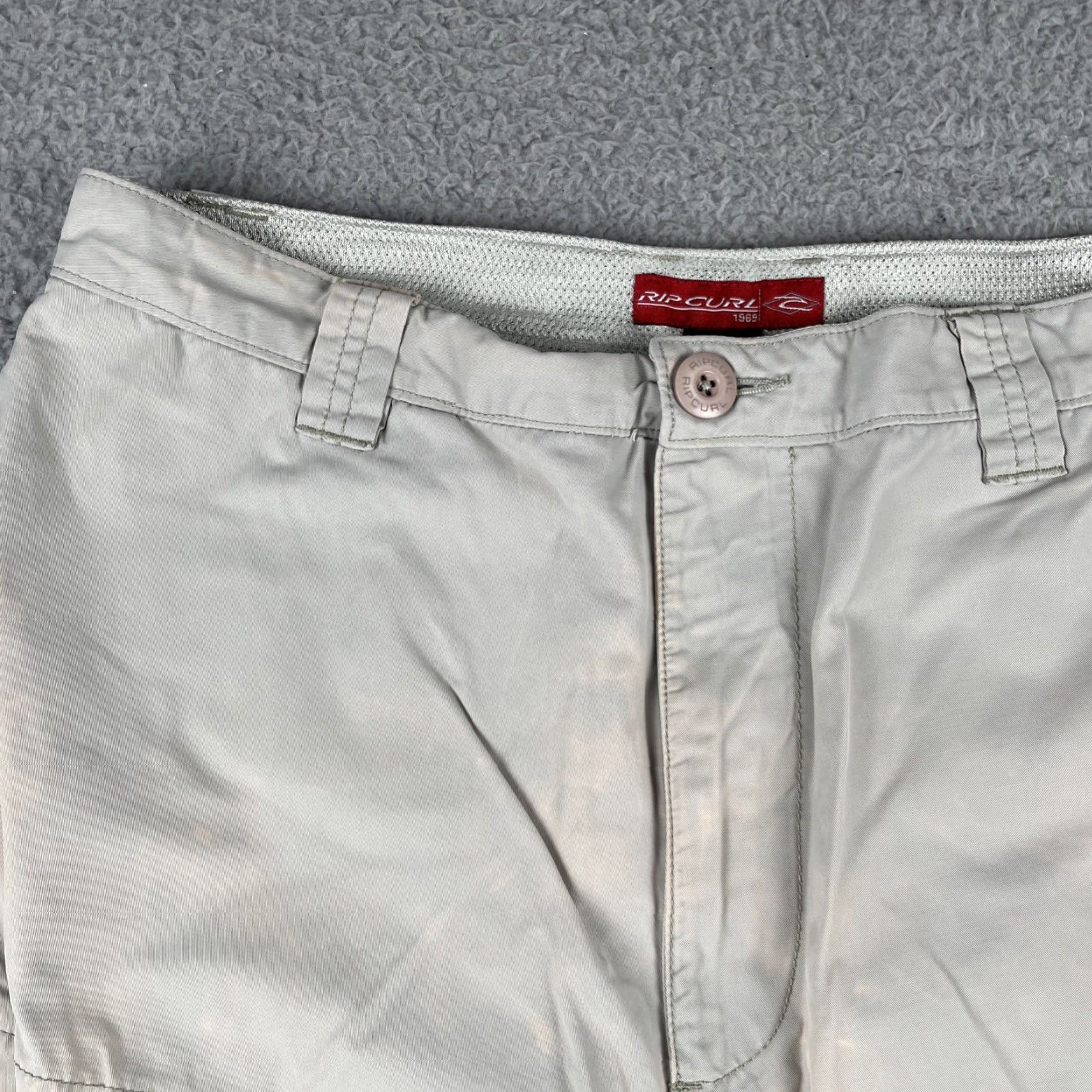 Vintage VINTAGE 90s Surfer Skater Cargo Pants Mens 32x30 Khaki Beige Bleach Stains Cotton Nylon Jeans Pants Size US 32 / EU 48 - 5 Thumbnail
