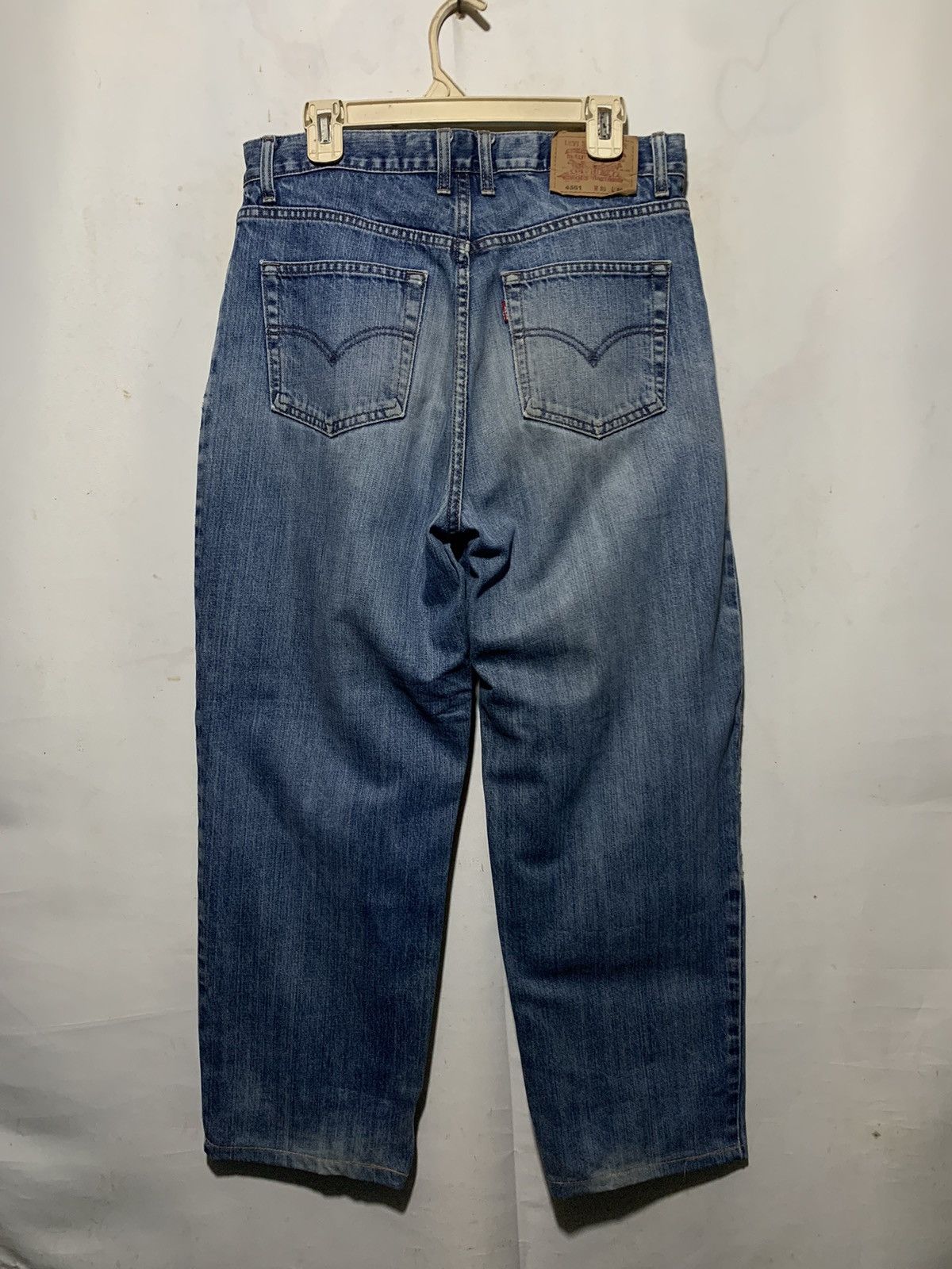 Levi's Vintage Clothing Vintage Levi’s Baggy Jeans Size US 33 - 2 Thumbnail