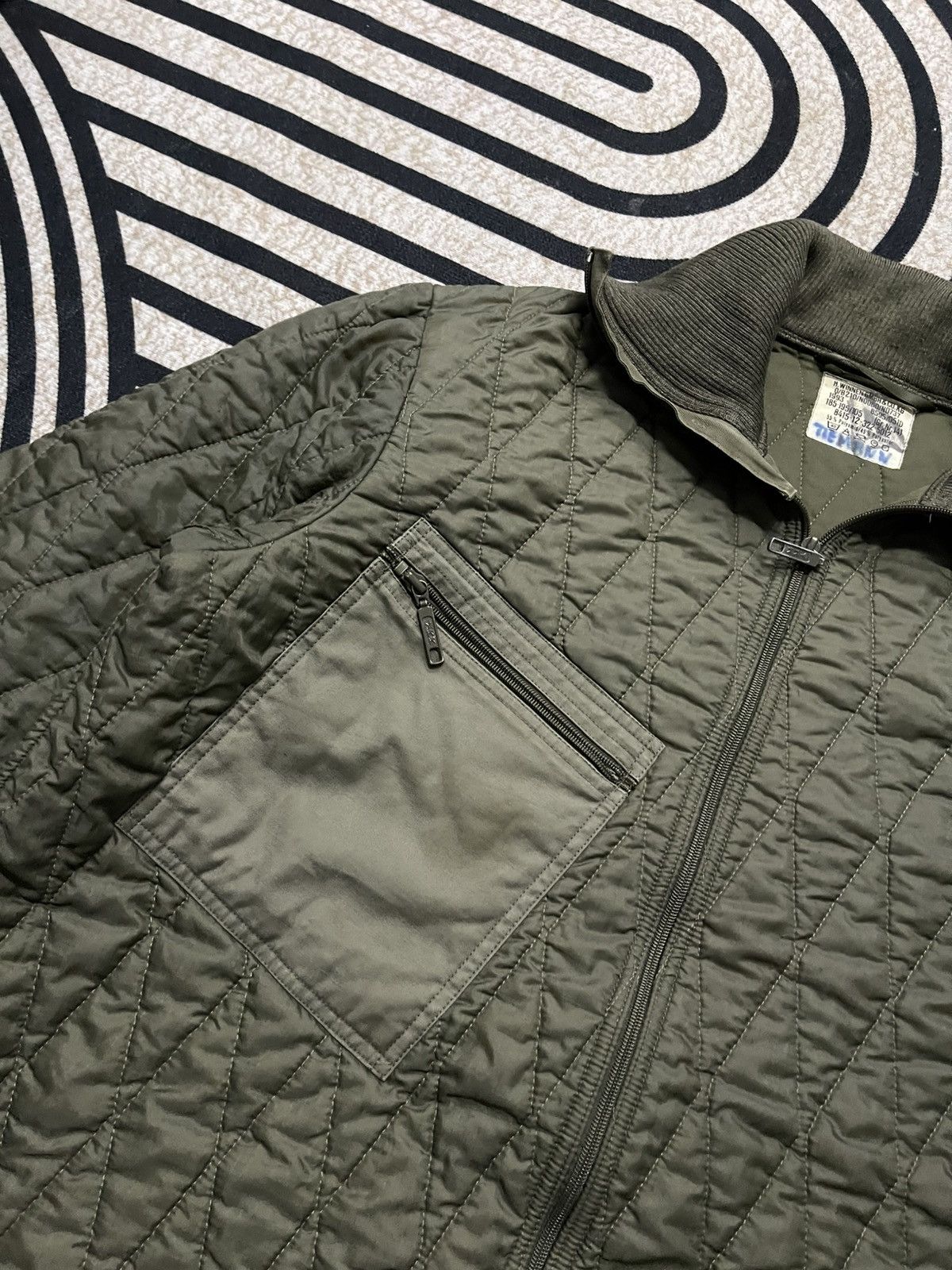 Vintage 1993 INNER ARMY QUILTED LIGHT JACKET Size US L / EU 52-54 / 3 - 6 Thumbnail