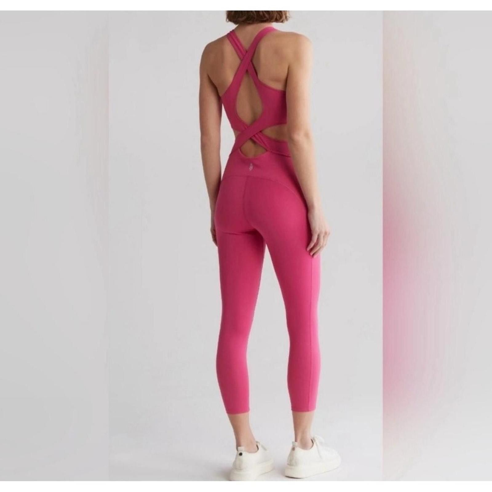 Free People Free people Hot Pink Activewear Bodysuit Cut Out Yoga Gym S Size ONE SIZE - 6 Thumbnail