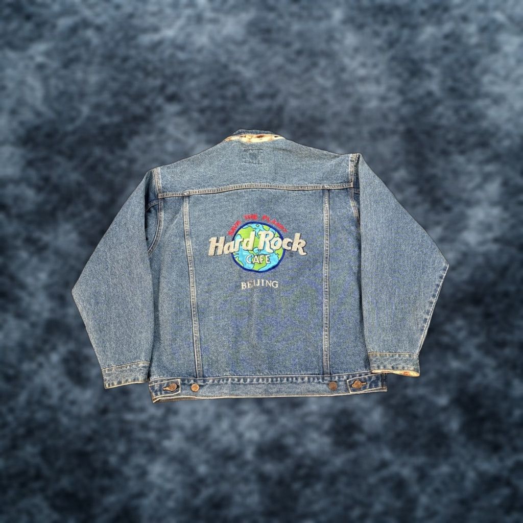 Hard Rock Cafe VINTAGE Hard Rock Cafe Jacket Denim Trucker Men XL Blue 100% Cotton Beijing Biker Socks? Size US XL / EU 56 / 4 - 1 Thumbnail