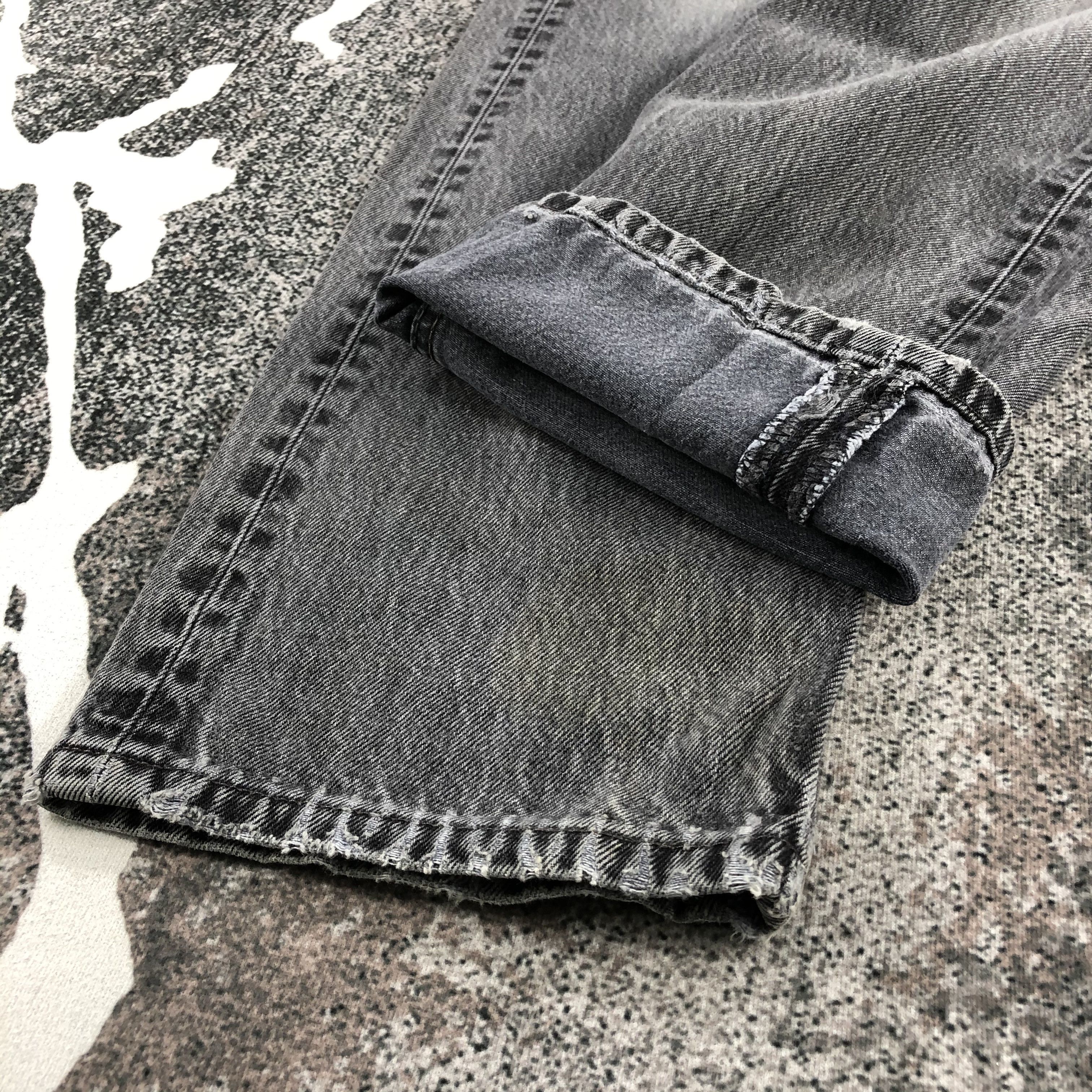 Levi's Vintage Levis 501 Jeans Patchwork Faded Black Denim KJ726 Size US 32 / EU 48 - 7 Thumbnail