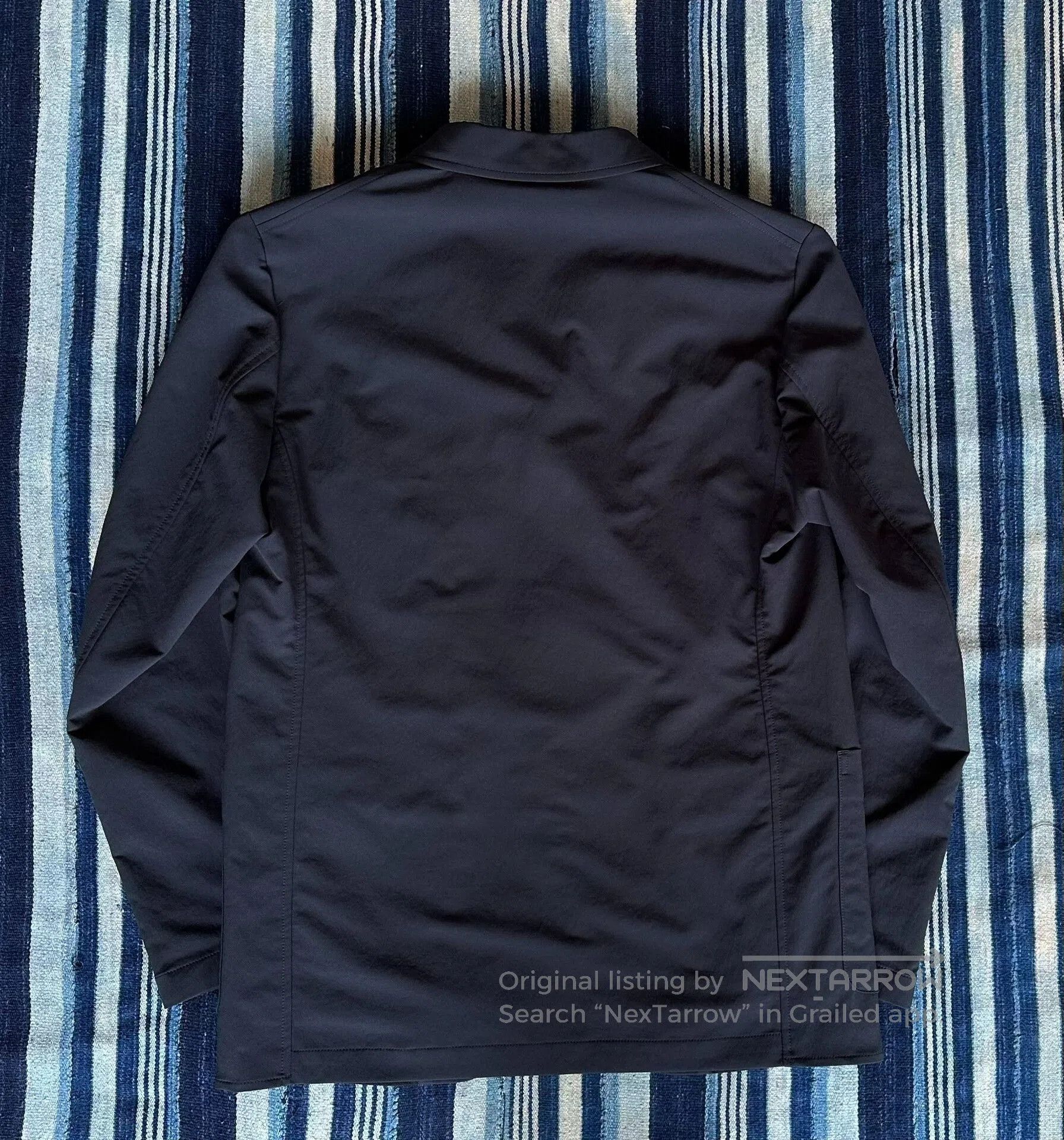Nanamica nanamica alpha dry jacket for urban commuting. Size US L / EU 52-54 / 3 - 2 Thumbnail