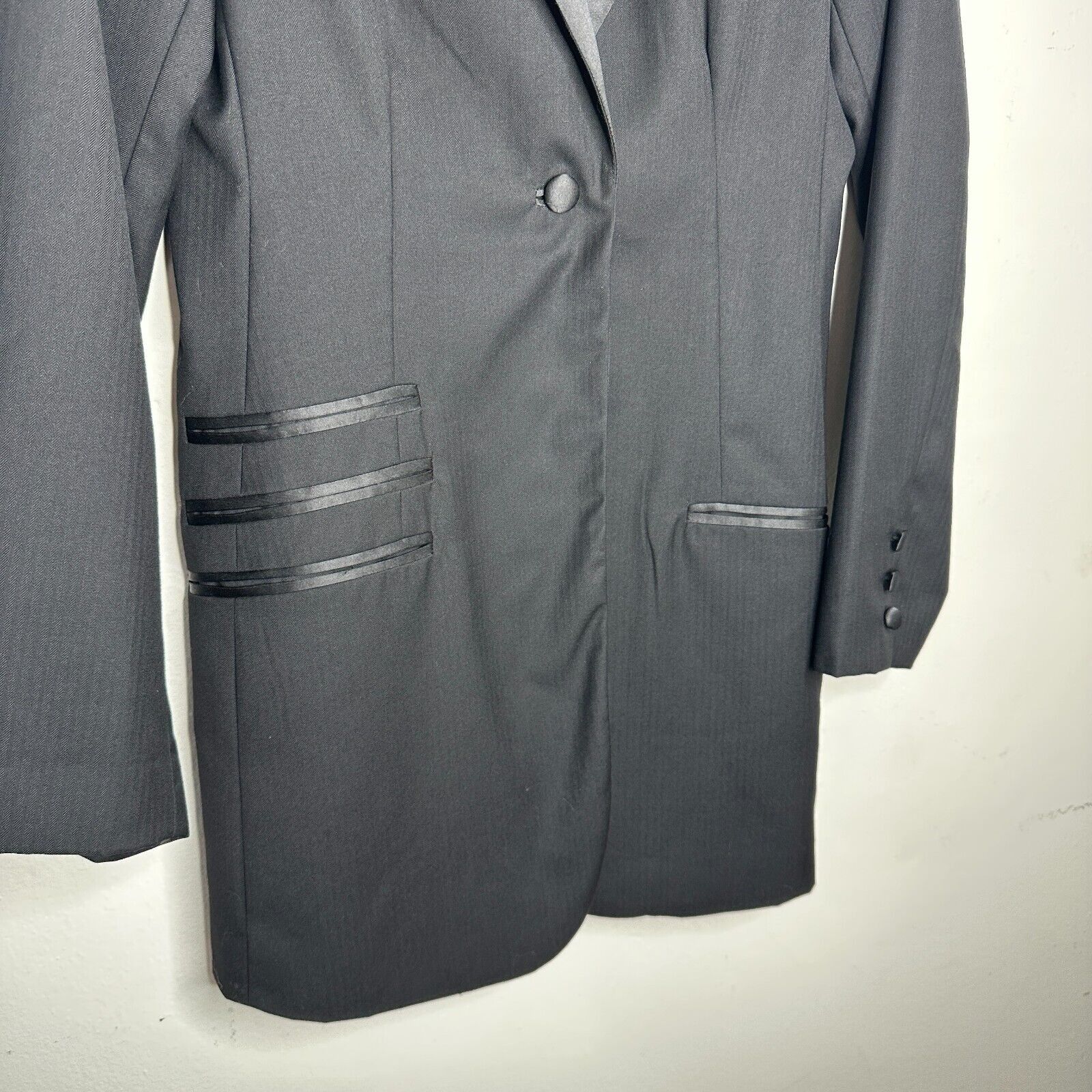 Other Flying Tomato Black Long Tuxedo Blazer Satin Trim M Size M / US 6-8 / IT 42-44 - 3 Thumbnail