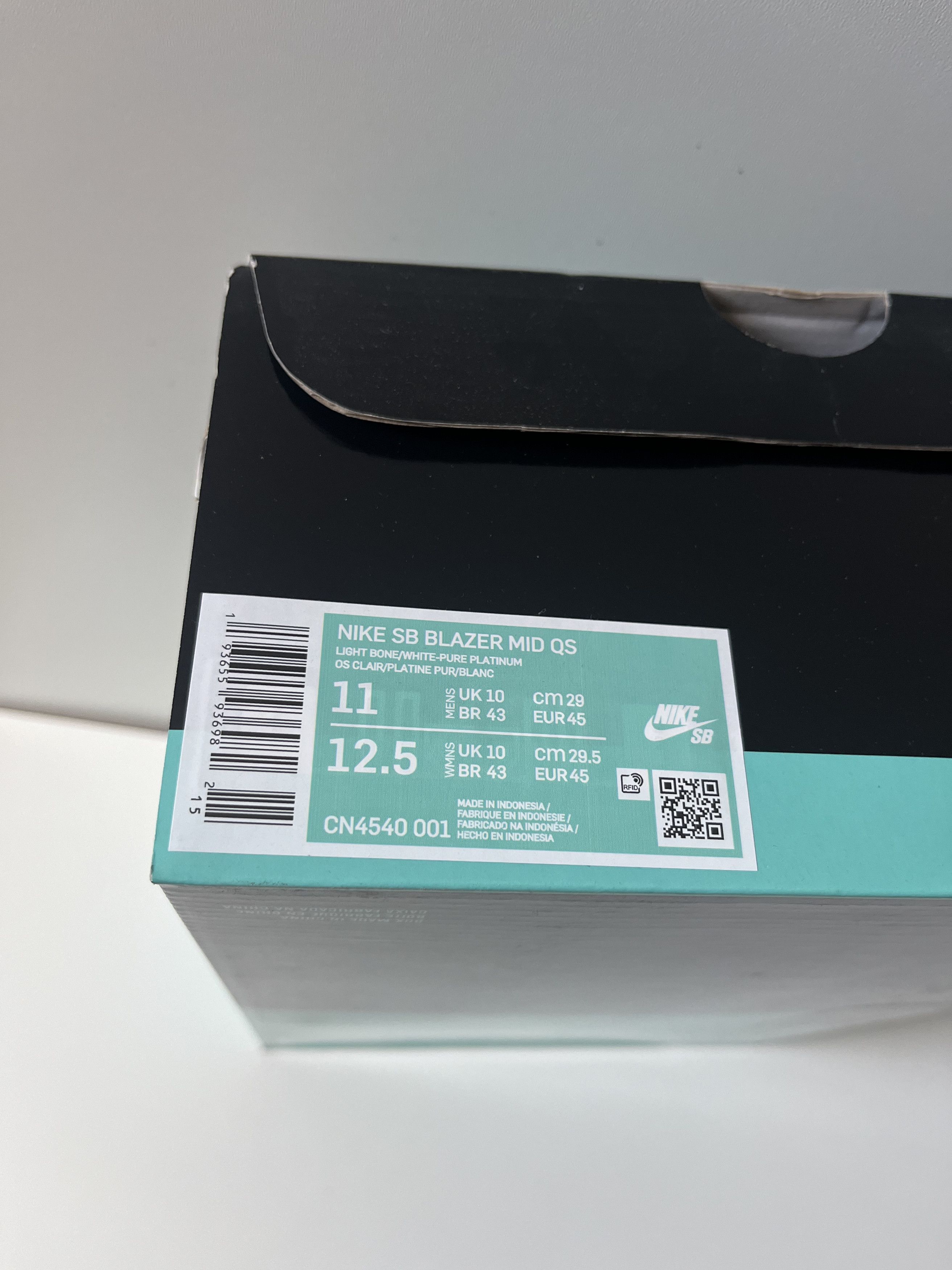 Nike × Soulland Nike SB x Soulland - Blazer Mid QS Size US 11 / EU 44 - 16 Thumbnail