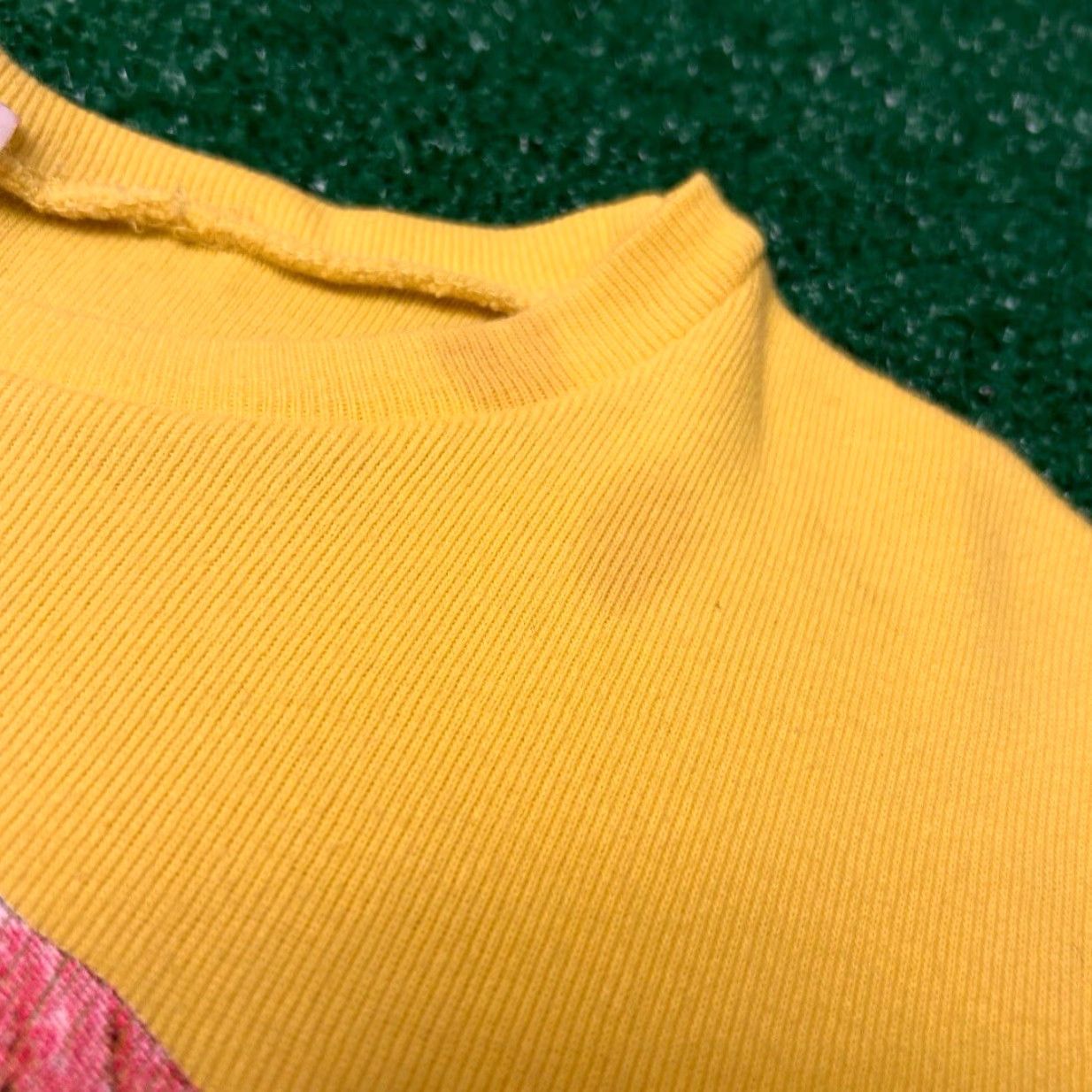 Vintage VINTAGE Bob Marley Band Tee Shirt Reggae Rasta 420 VTG Size Small T-Shirt Men Yellow 80s 90s Music Band Reggae Rasta 420 VTG Small Mens Size US S / EU 44-46 / 1 - 3 Thumbnail