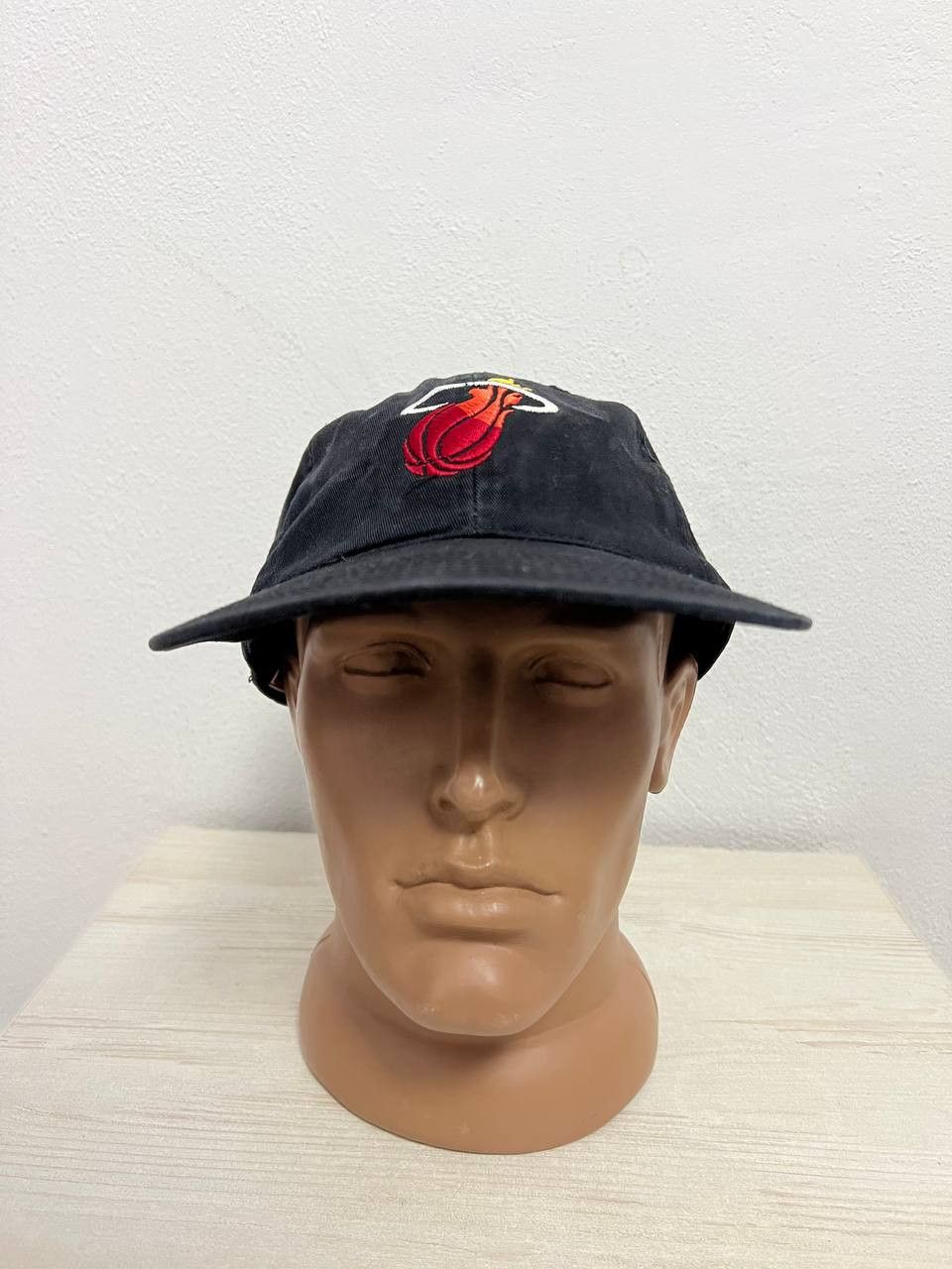 Sports Specialties Vintage Maimi Heat NBA Sports Specialties Hat Cap Size ONE SIZE - 10 Thumbnail