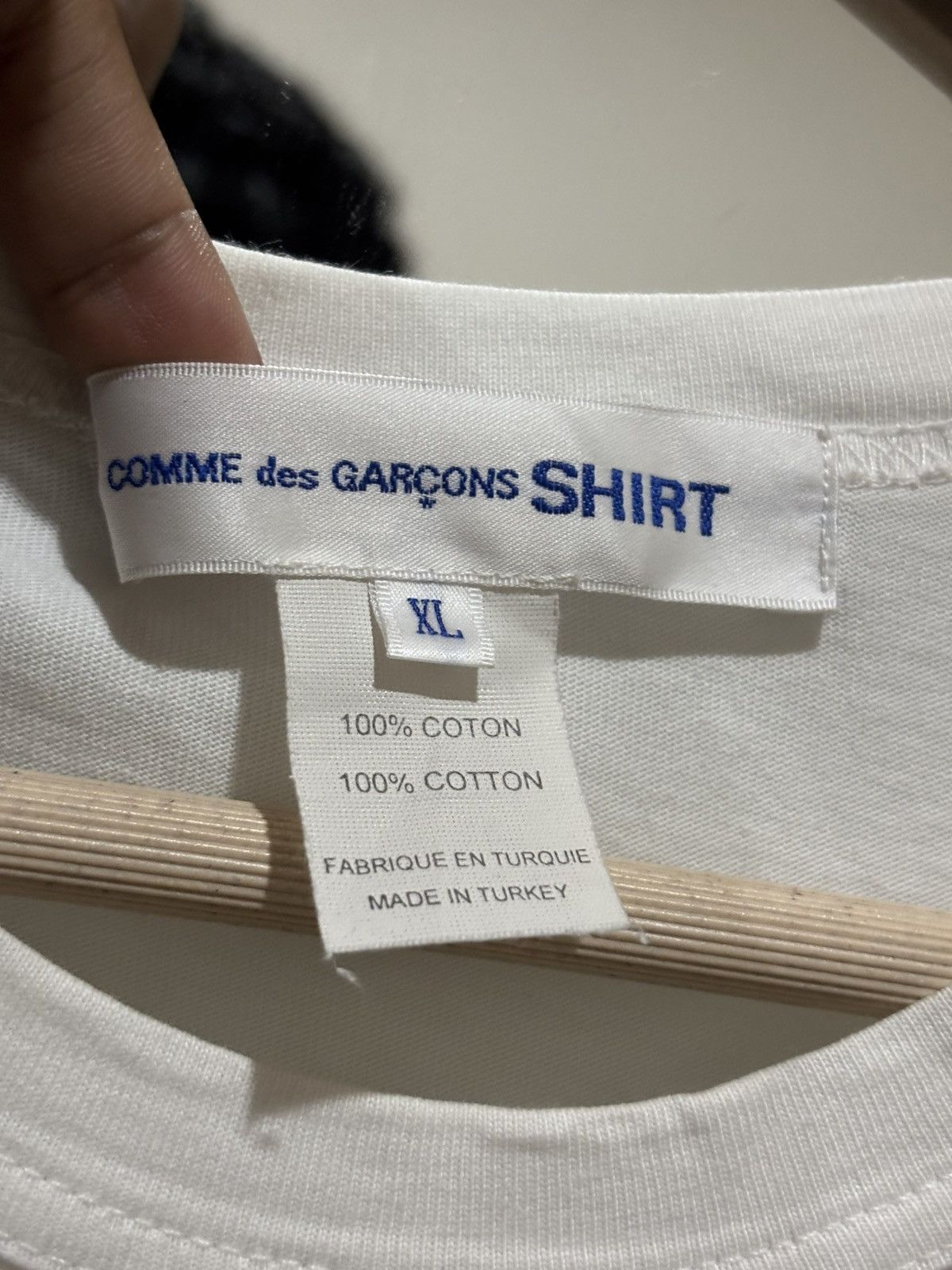 Comme des Garcons Comme des Garcons x Kaws Size US XL / EU 56 / 4 - 3 Thumbnail