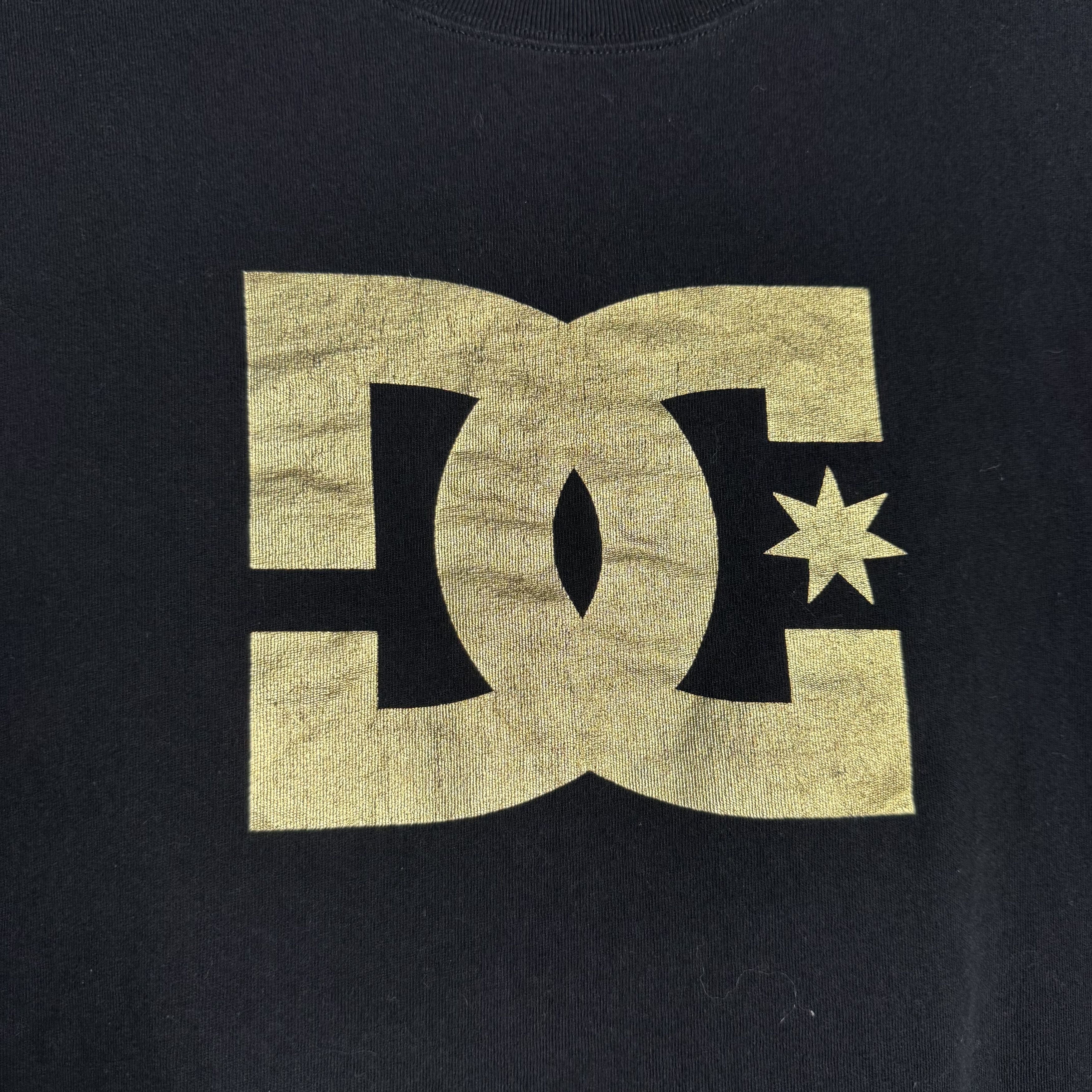 DC 🔥RARE🔥DC Shoes Star Gold Logo L/Sleeve T-shirt Size US M / EU 48-50 / 2 - 5 Thumbnail