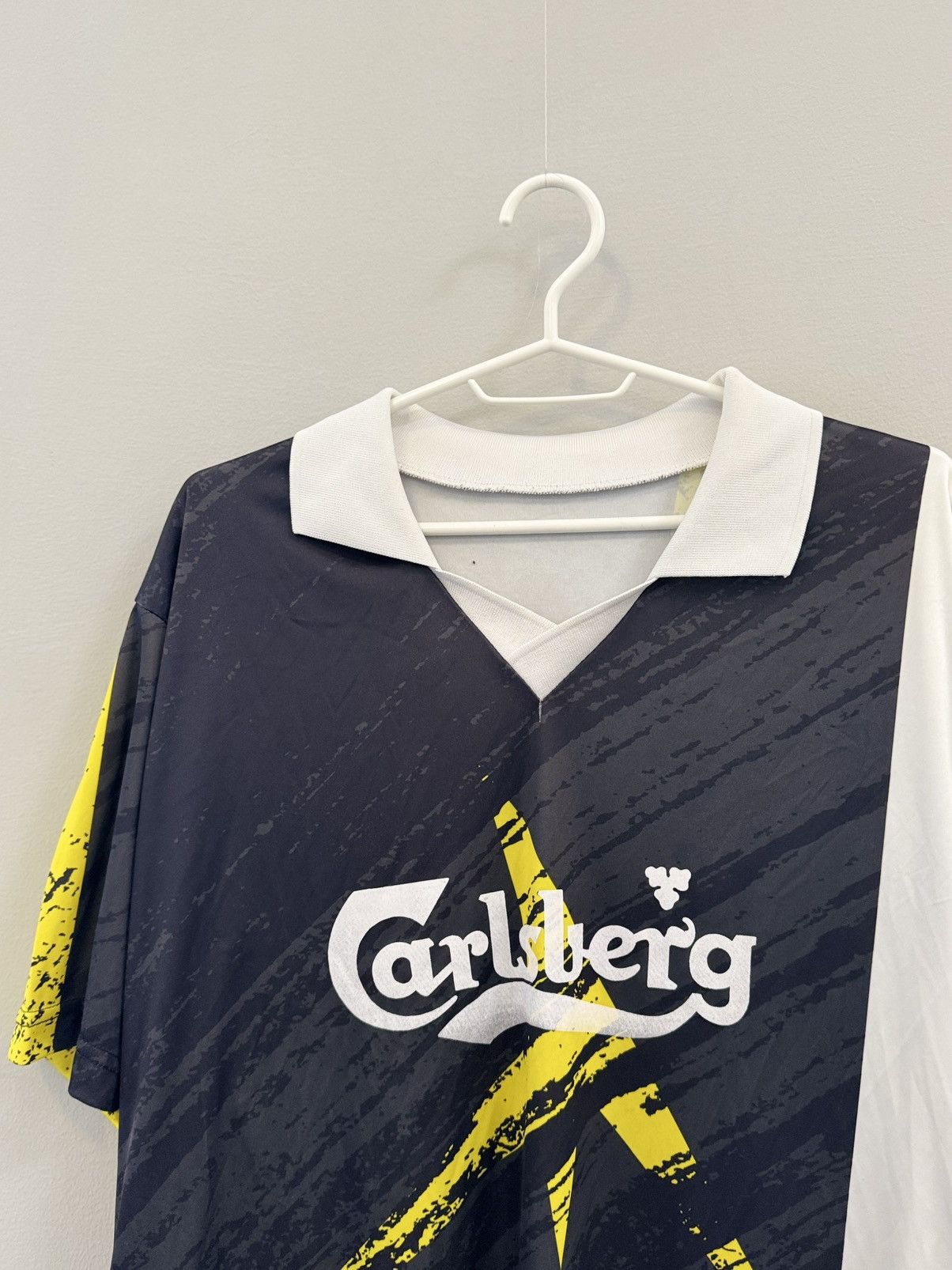 Vintage Vintage Garlsberg Polo Rare T Shirt Size US L / EU 52-54 / 3 - 2 Thumbnail