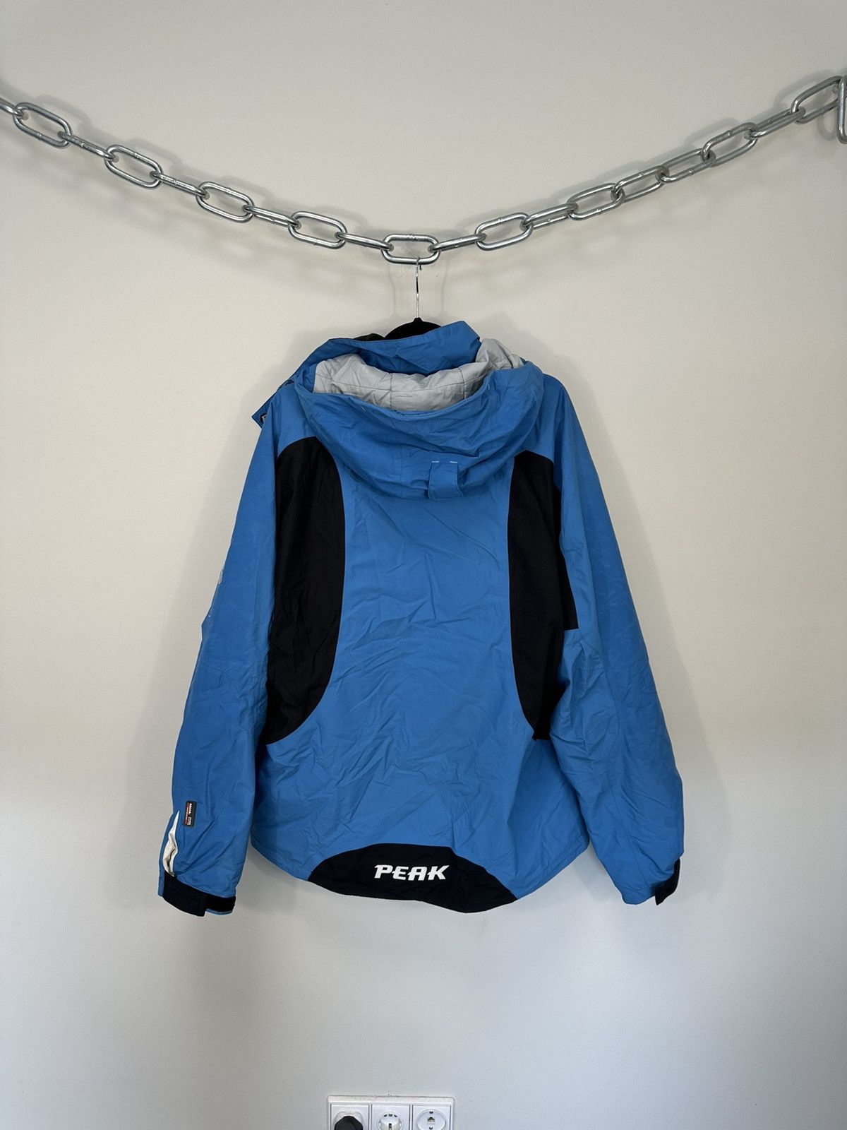 Peak Performance Peak Performance Blue Outdoor Hooded Jacket Size US L / EU 52-54 / 3 - 19 Thumbnail