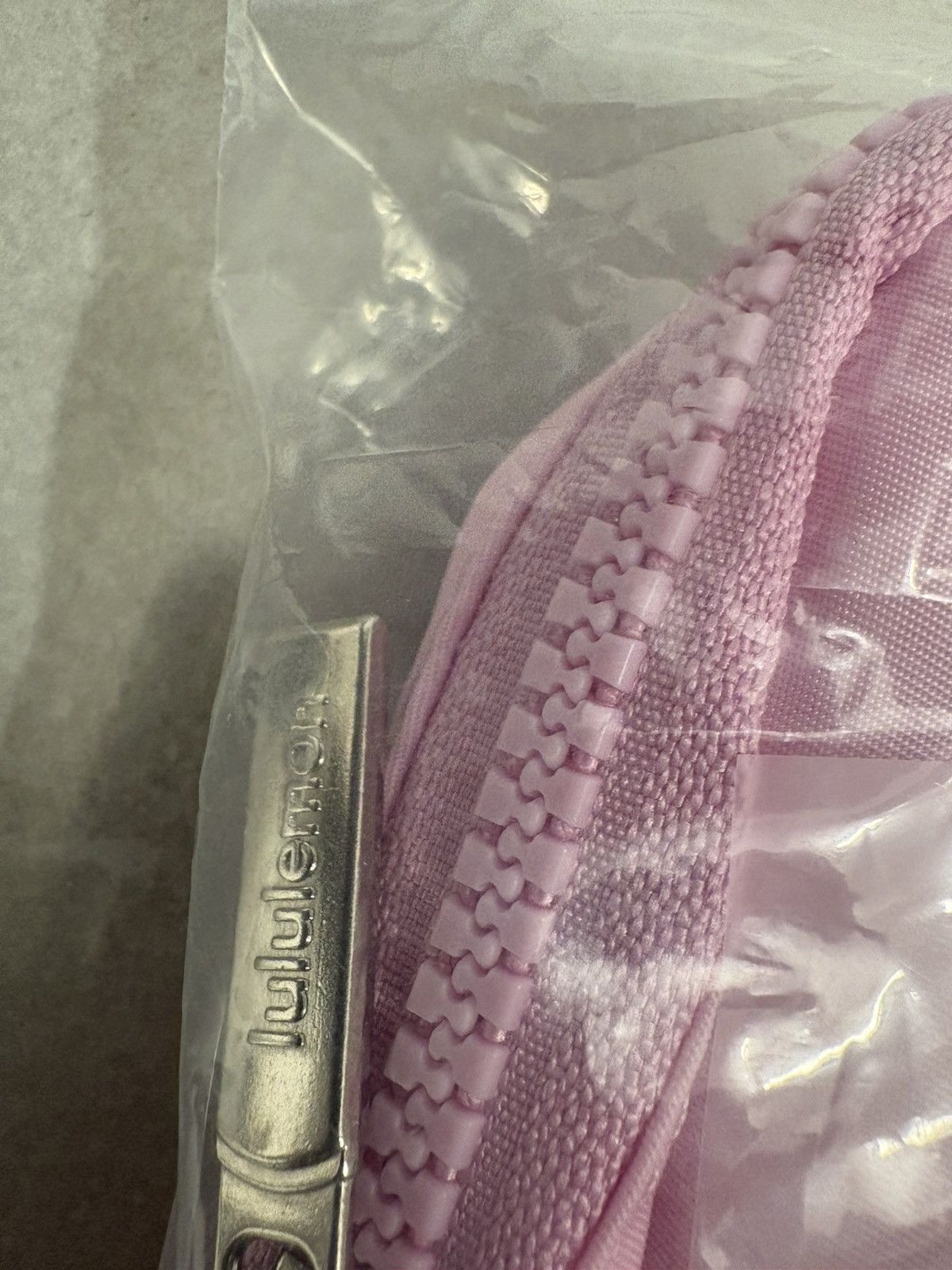 Lululemon Lululemon Everywhere Belt Bag Wordmark 1L in Pink White Size ONE SIZE - 5 Thumbnail