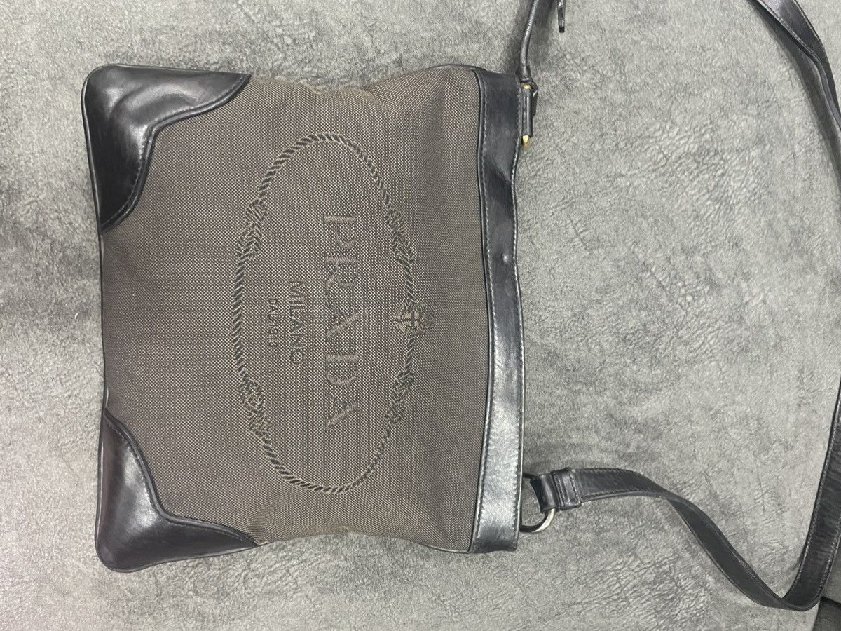 Prada Authentic PRADA Nylon Shoulder Bag Size ONE SIZE - 11 Thumbnail