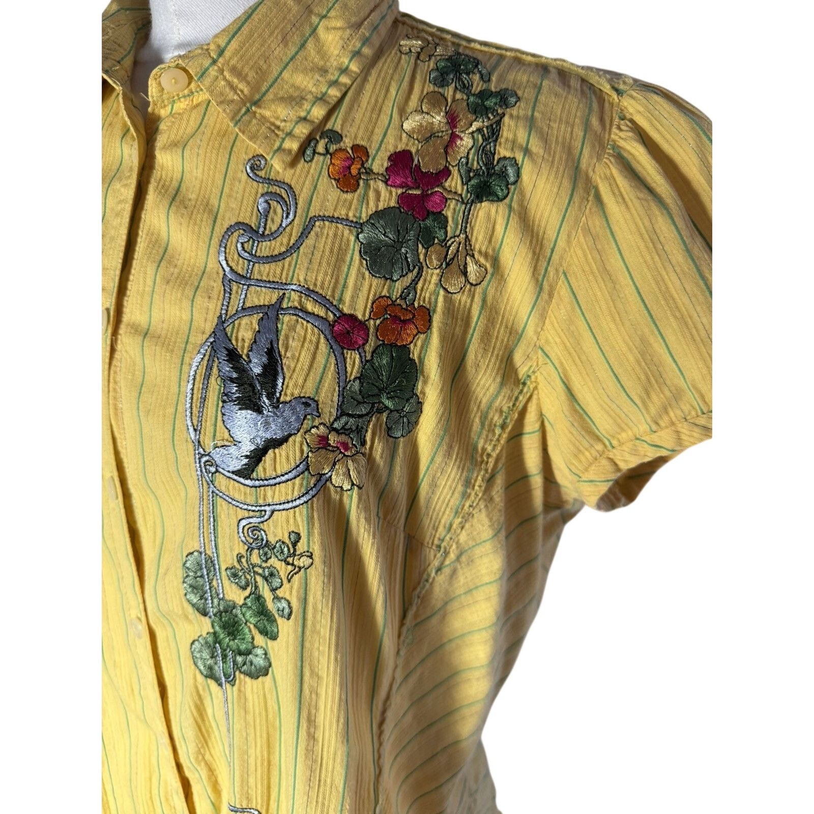 Other 3J Workshop Yellow button down “Amore” embroidered details Size L / US 10 / IT 46 - 2 Thumbnail