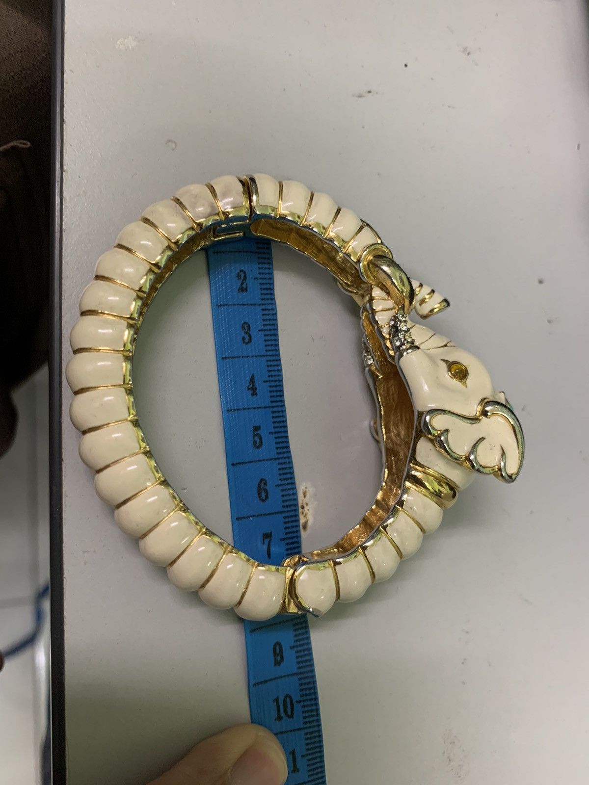 Miu Miu Vintage Kenneth J Lane Ivory Elephant Bangle White enamel Size ONE SIZE - 11 Thumbnail