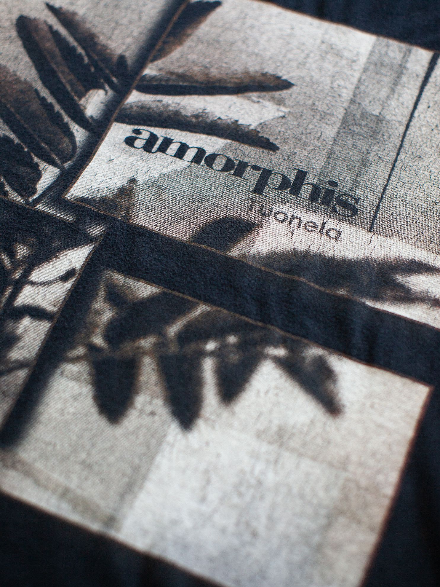 Band Tees Vintage 1999 Amorphis "Tuonela" 90s Metal Folk Band T-Shirt Size US XL / EU 56 / 4 - 4 Thumbnail