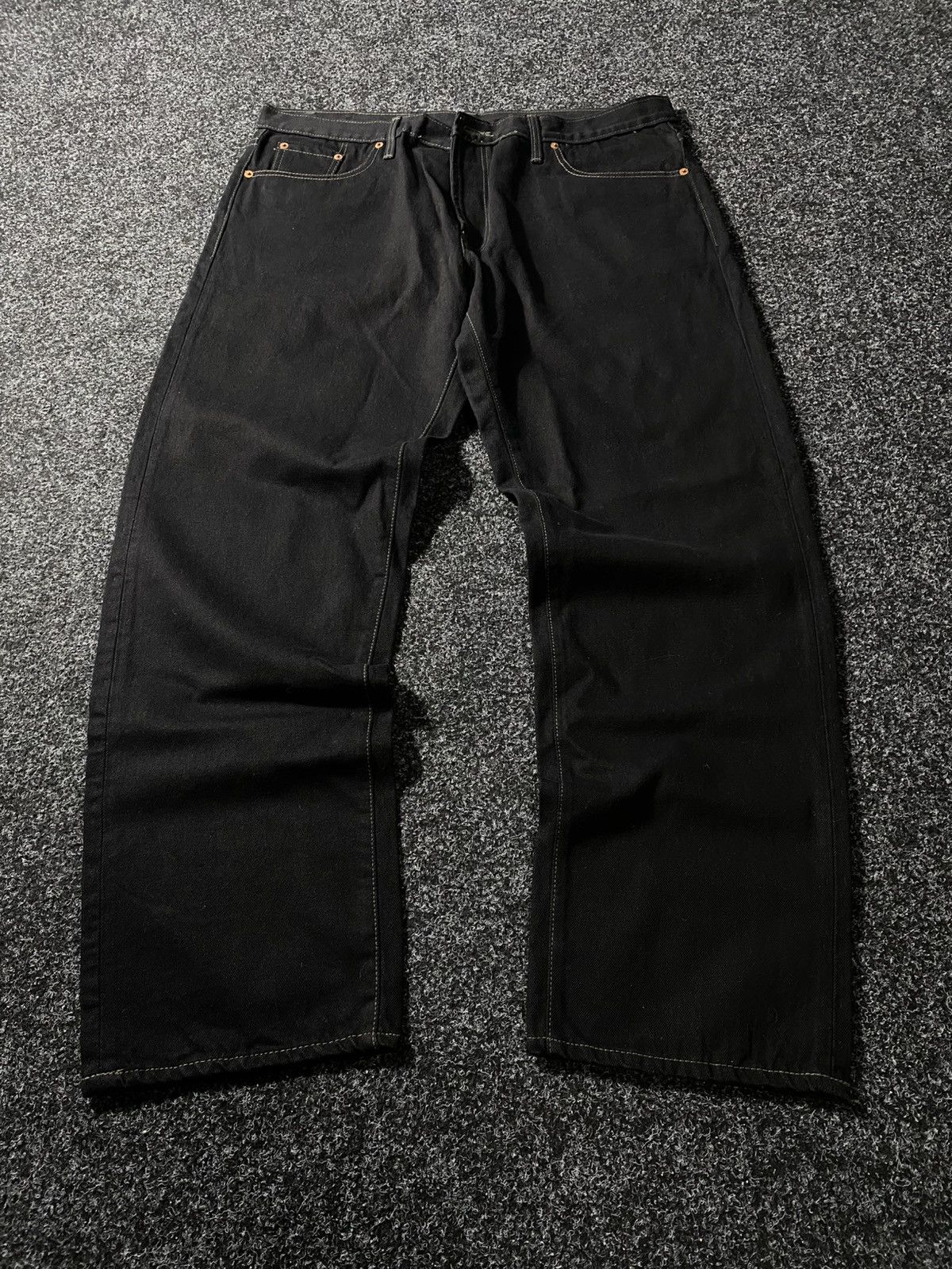 Levi's × Levi's Vintage Clothing Rare Vintage 80s NWT 42x32 V stitch USA Levi’s Pants Size US 42 / EU 58 - 1 Thumbnail