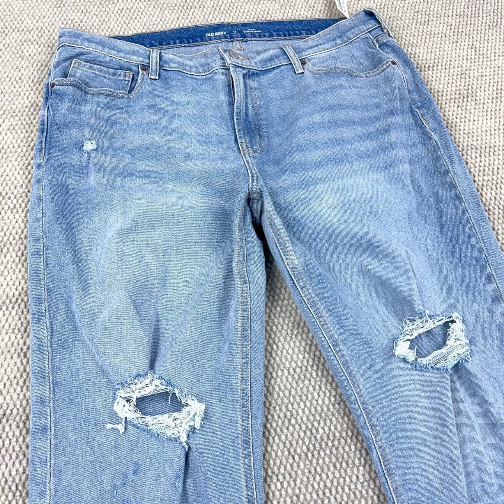 Old Navy Old Navy Jeans Women 16 Boyfriend Fit Mid Rise Light Wash Distressed Jeans Size 38" / US 16 / IT 52 - 5 Thumbnail