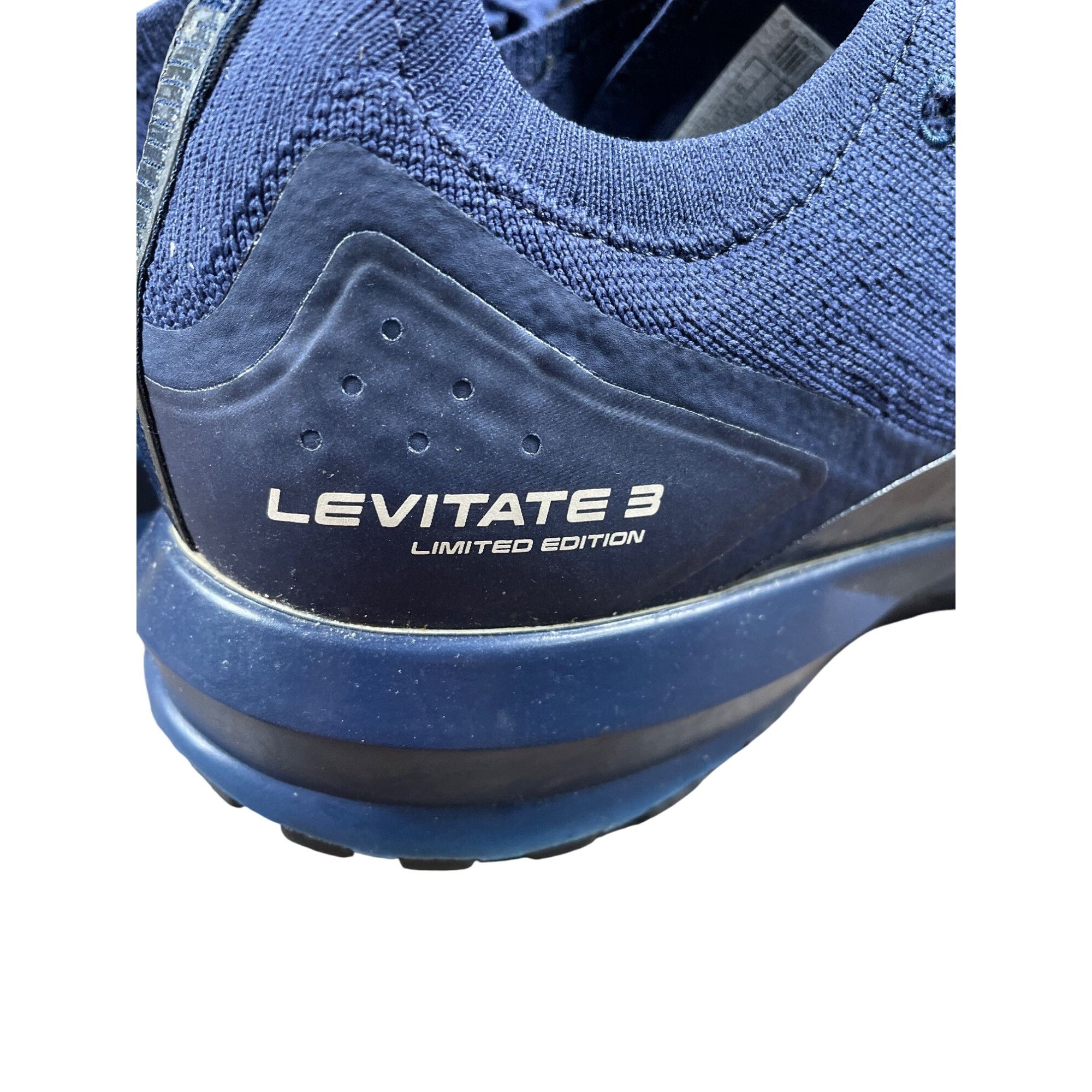 Brooks Brooks Levitate 3 Limited Edition Mens Blue Running Shoes Sn Size US 9.5 / EU 42-43 - 8 Thumbnail