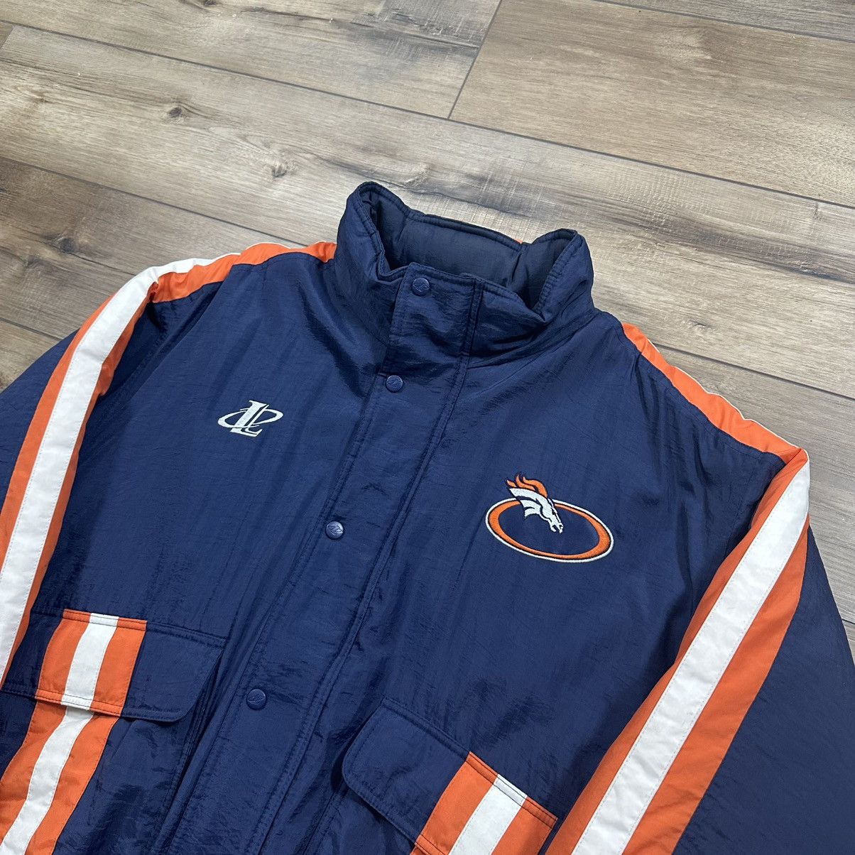 Logo Athletic Vintage 90s Logo Athletic NFL Denver Broncos Puffer Jacket Size US XL / EU 56 / 4 - 3 Thumbnail