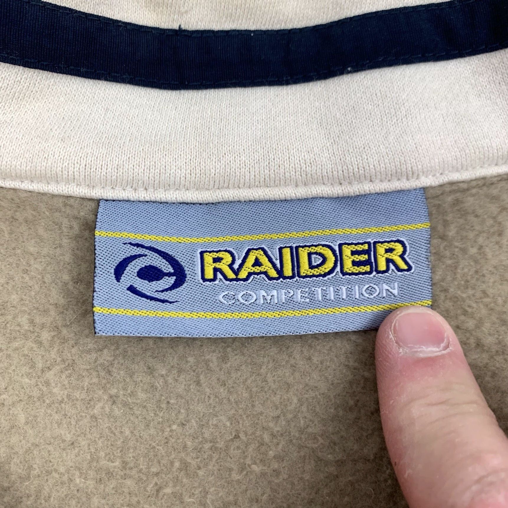 Vintage VINTAGE Raider Competition Sweatshirt Adult Large Tan Quarter Zip Pullover Y2K 90s Grunge Skater Mens Brown Solid Zip Collared Pattern Vintage Mens L Size US L / EU 52-54 / 3 - 7 Thumbnail