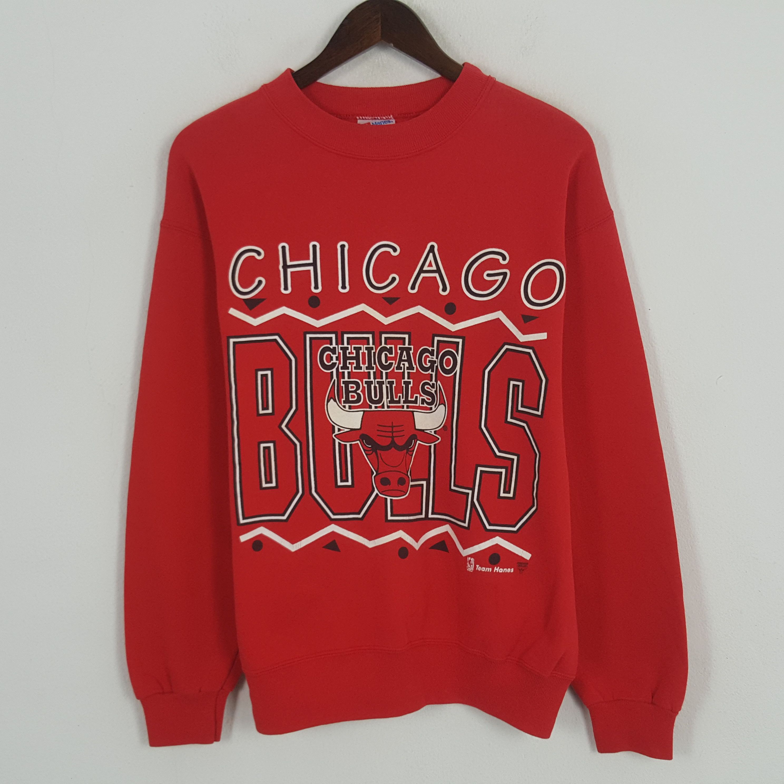 NBA × Vintage Vintage Chicago Bulls Overprinted Sweatshirt Size US M / EU 48-50 / 2 - 1 Thumbnail