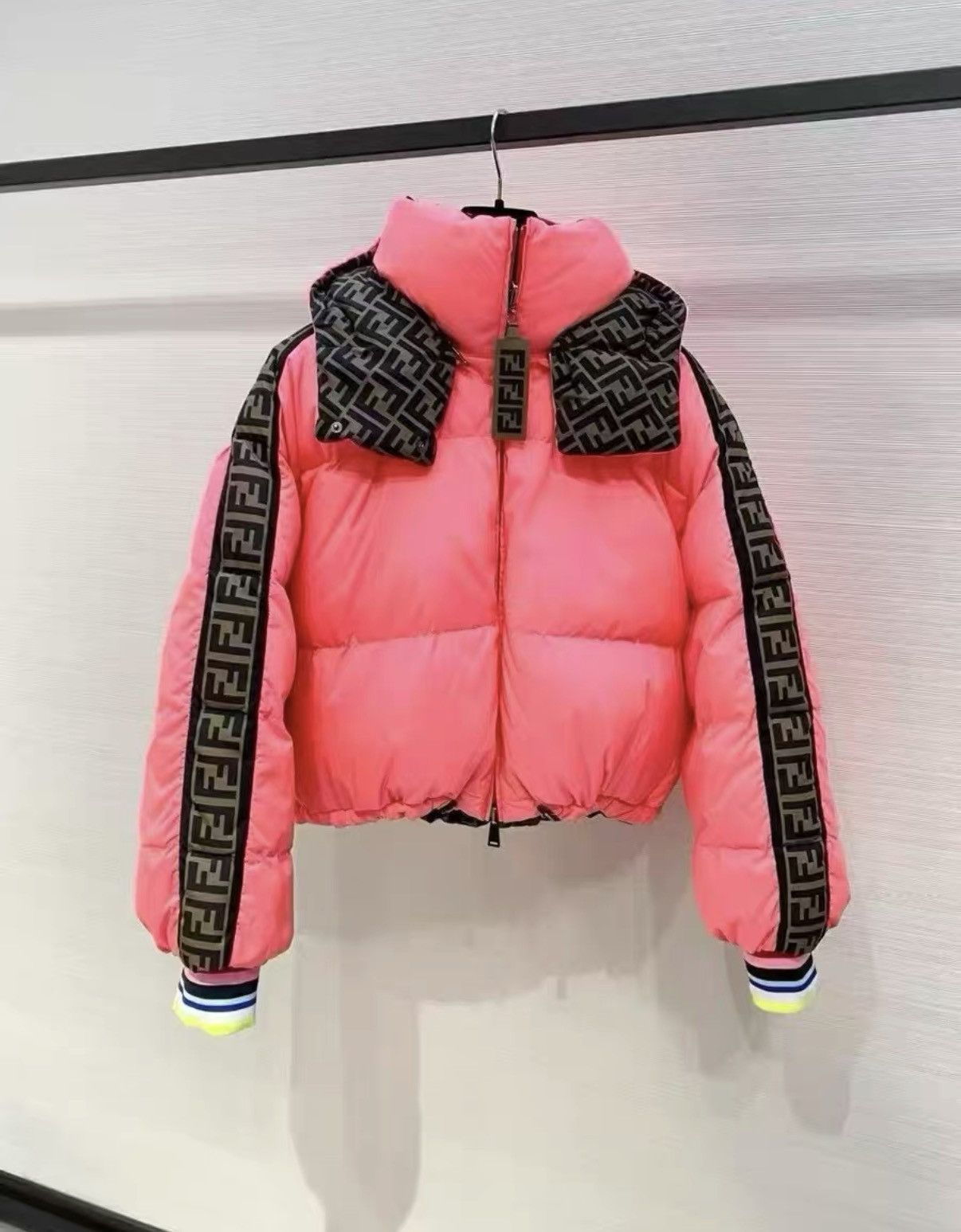 Fendi Fendi Reversible Thick Hooded Cotton Coat J33 Size S / US 4 / IT 40 - 2 Thumbnail