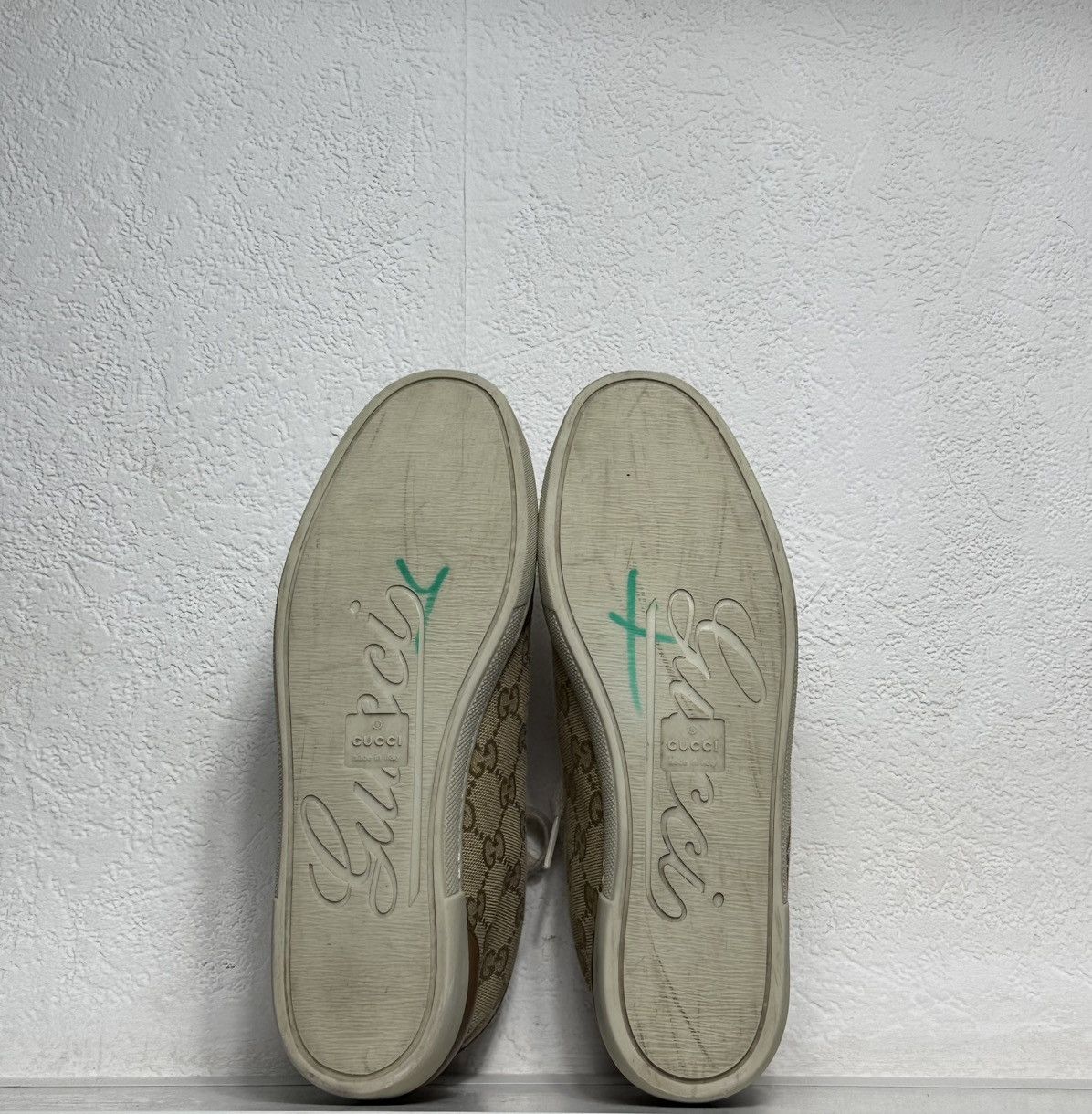 Gucci GG Gucci Monogram Luxury High Top Sneaker Vintage Size 36 Size US 6 / IT 36 - 4 Thumbnail