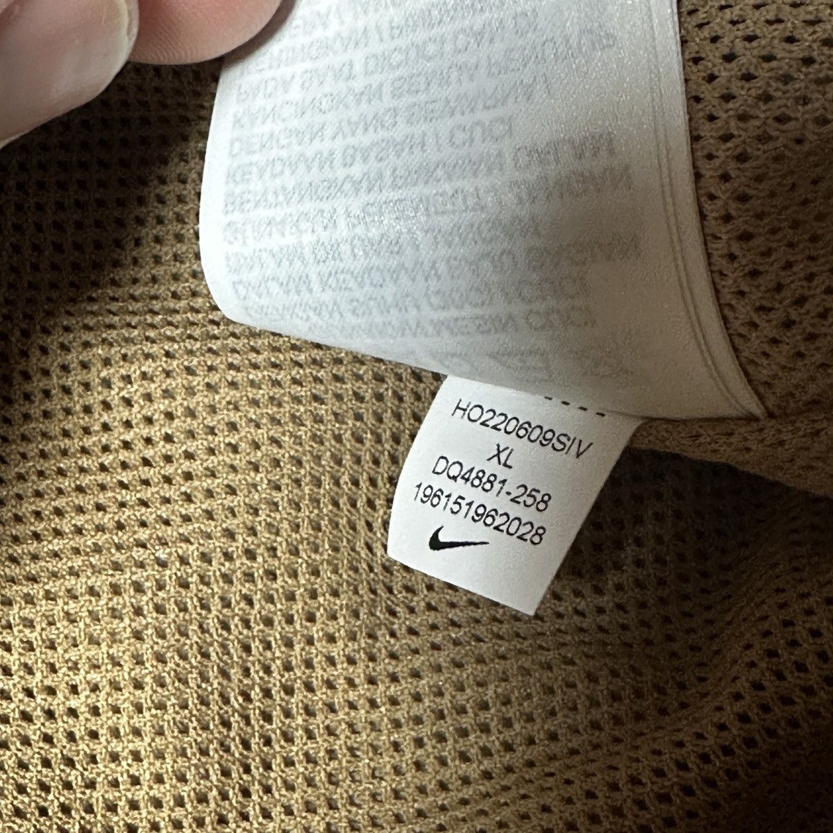Nike NEW Sz XL Nike Mens Fleece Winterized Anorak Dark Driftwood Size US XL / EU 56 / 4 - 13 Thumbnail