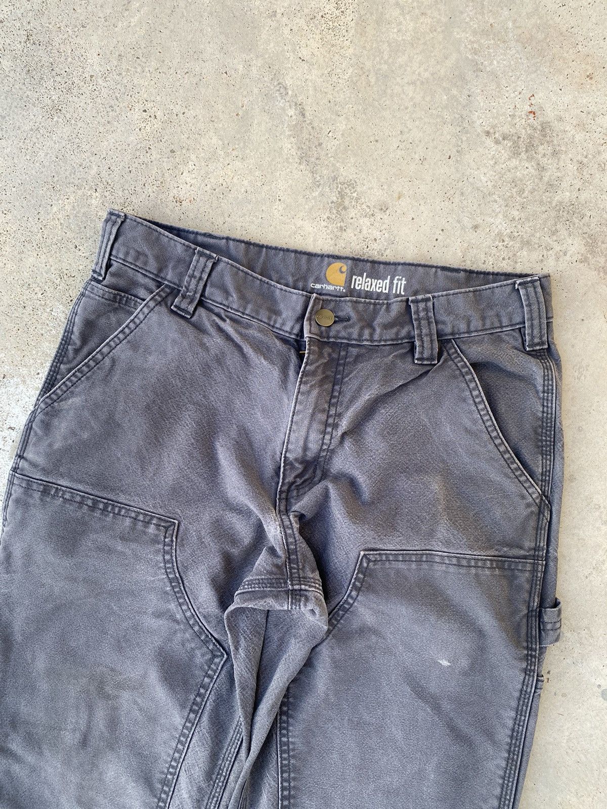 Carhartt 2000s Distressed Sun Faded Carhartt Double Knee Size US 32 / EU 48 - 2 Thumbnail