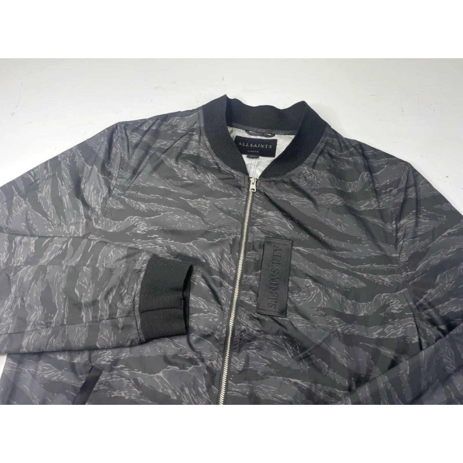 Allsaints Allsaints Morton Bomber Jacket Camo Full Zip Mens L Colorful Multicolor Nylon Regular Jacket Size US L / EU 52-54 / 3 - 2 Thumbnail