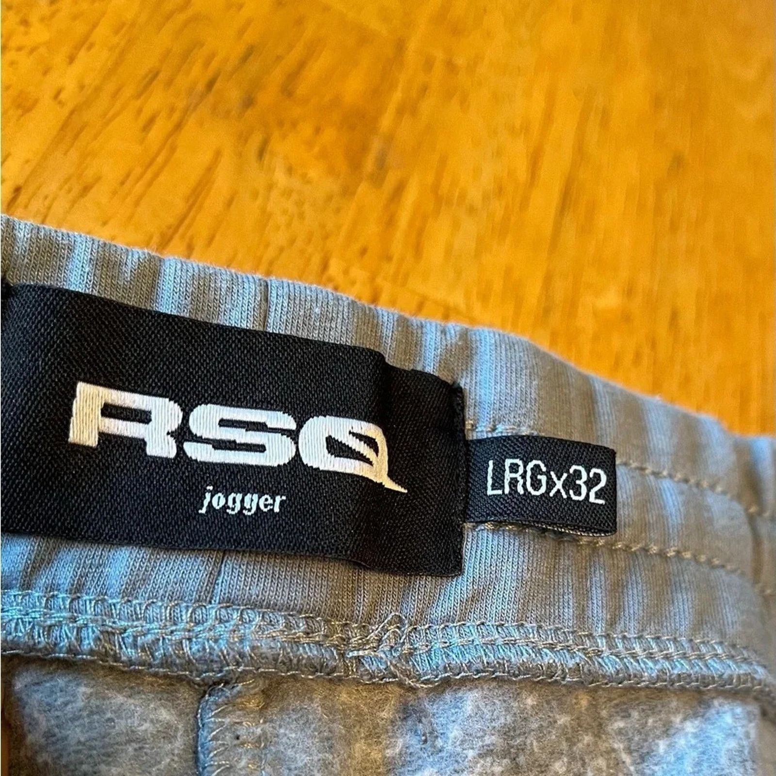 Rsq RSQ Joggers in light green, size Large. Size 32" / US 10 / IT 46 - 3 Thumbnail