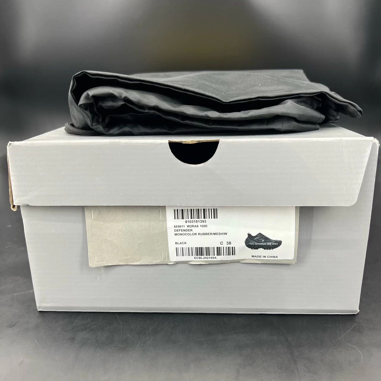 Balenciaga Balenciaga Triple S Women's 38 Black Like New Original Box Size US 8 / IT 38 - 9 Thumbnail
