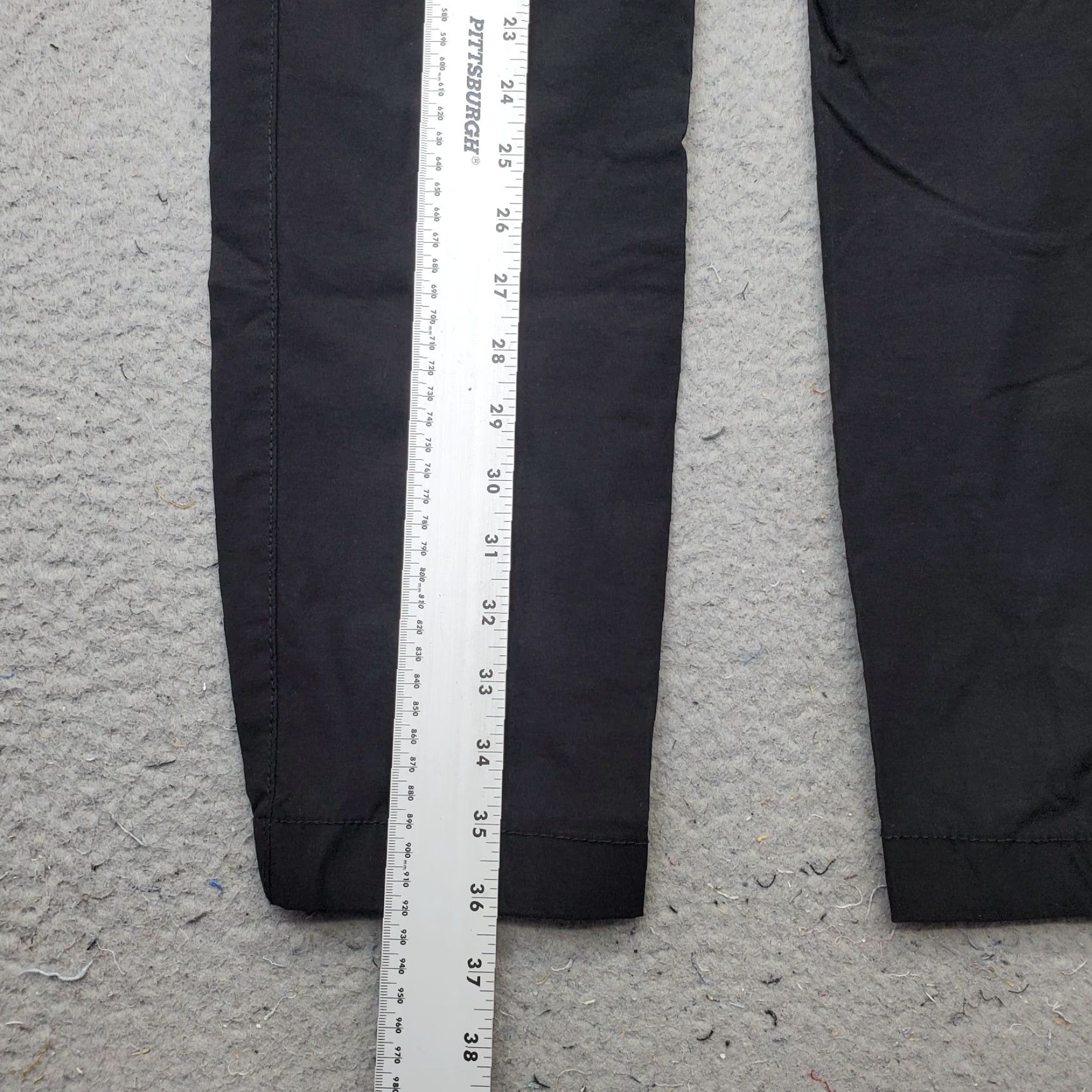 Vintage Benjamin Black Cargo Jogger Pants Men Small Black Stretch Tapered Leg Drawstring Size US 29 - 3 Thumbnail