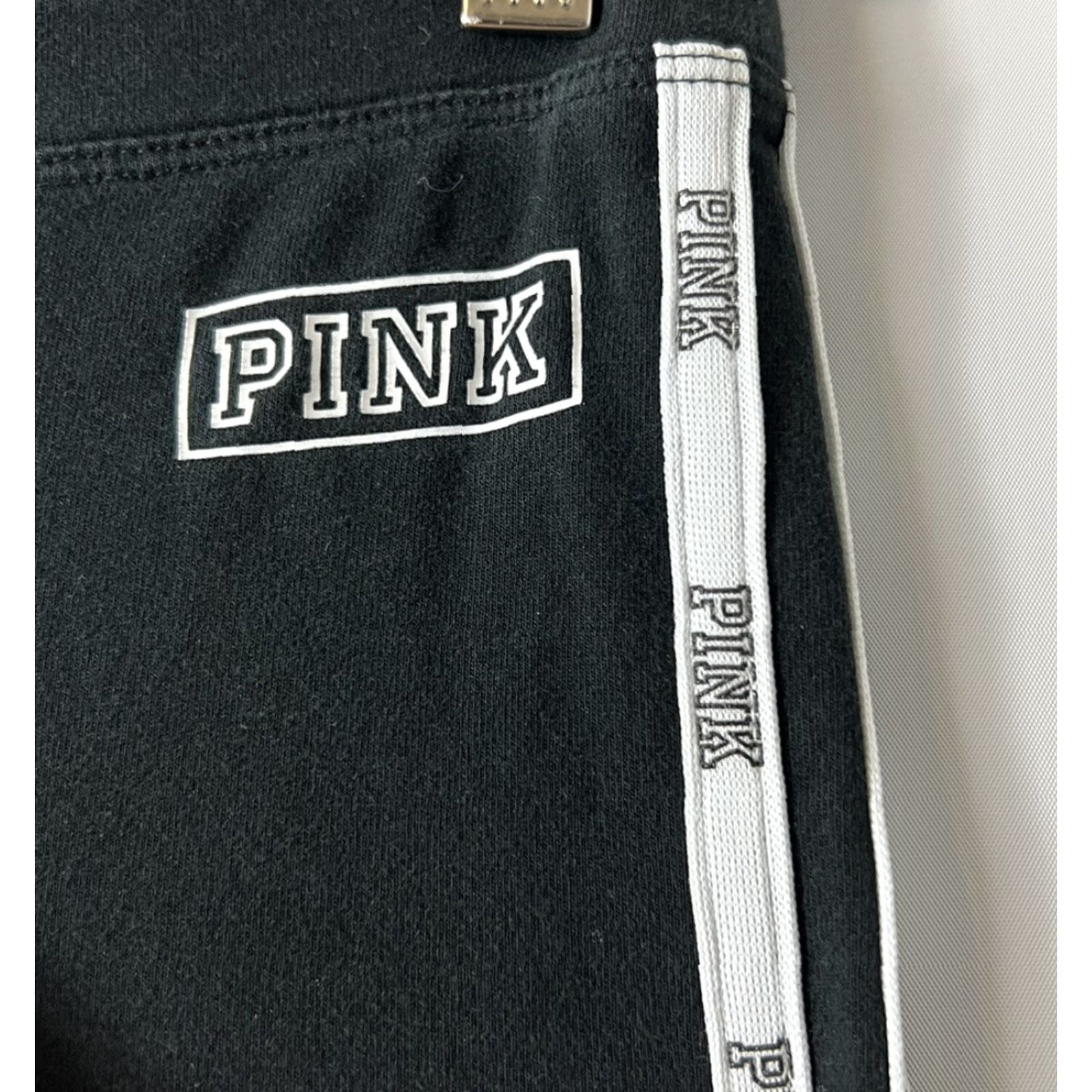 Victoria's Secret Victoria’s Secret PINK Leggings Yoga Black & White Size S Teens Womens Size 28" / US 6 / IT 42 - 2 Thumbnail
