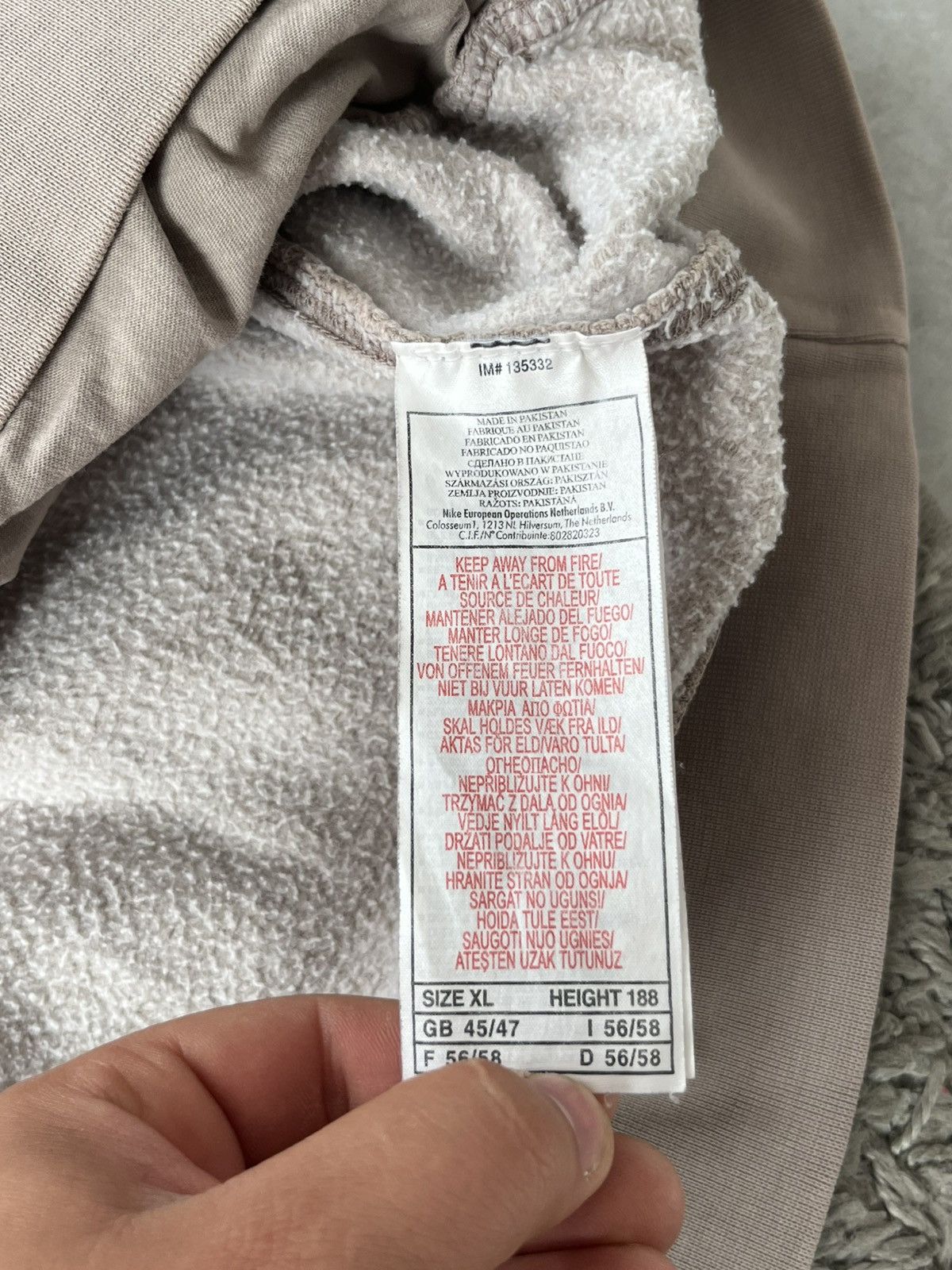 Nike Vintage Hoodie Nike Streetwear Size US XL / EU 56 / 4 - 13 Thumbnail