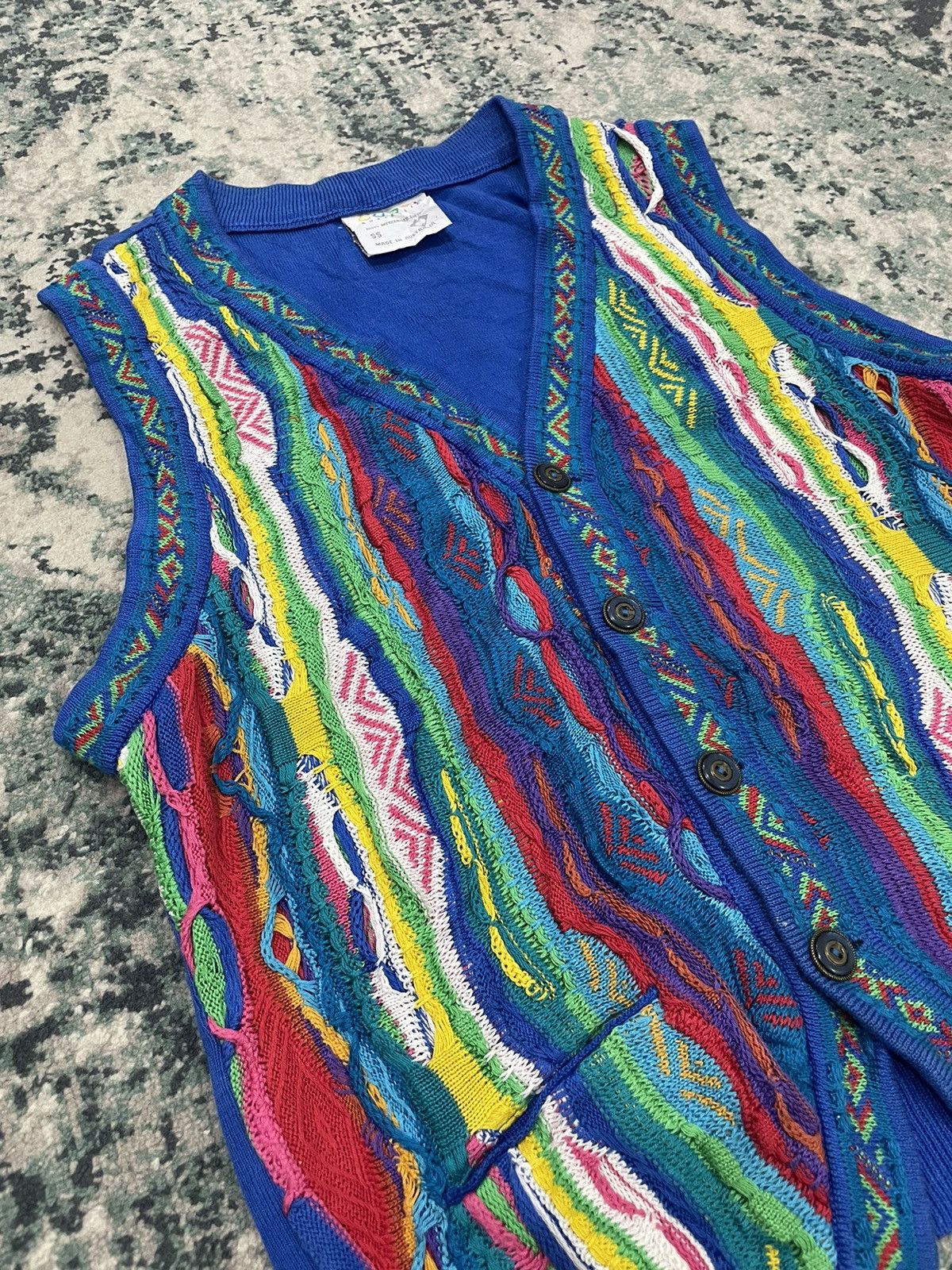 Coogi Vtg Coogi Multicolor Sweater Cable Knitted Vest Size Small Size US S / EU 44-46 / 1 - 5 Thumbnail