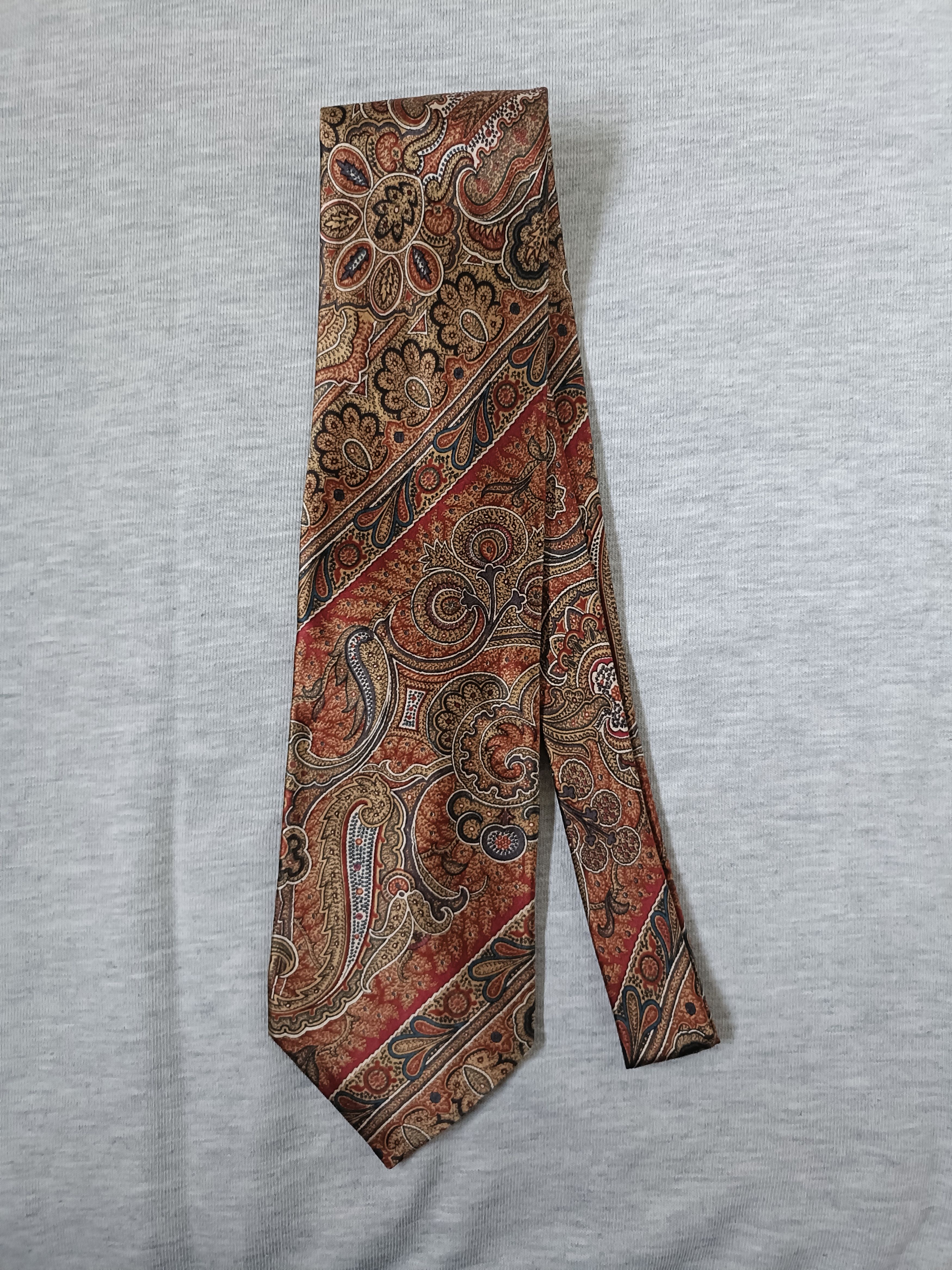 Yves Saint Laurent Yves saint Laurent paisley silk tie Size ONE SIZE - 2 Thumbnail