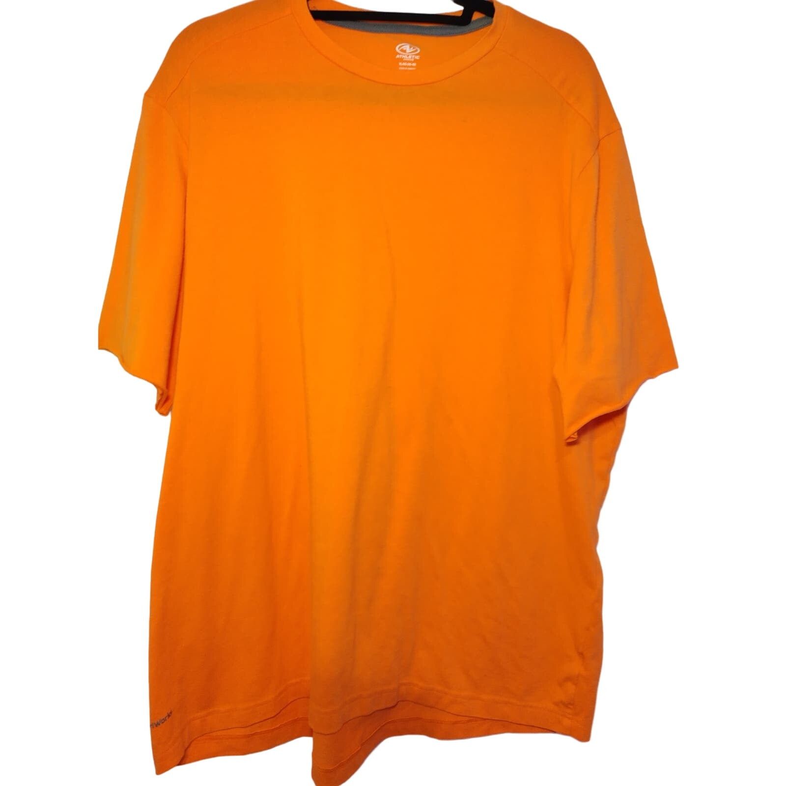 Athletic Works Athletic Works Mens Crew Neck T-Shirt Short Sleeve Raw Hem Size US XL / EU 56 / 4 - 7 Thumbnail