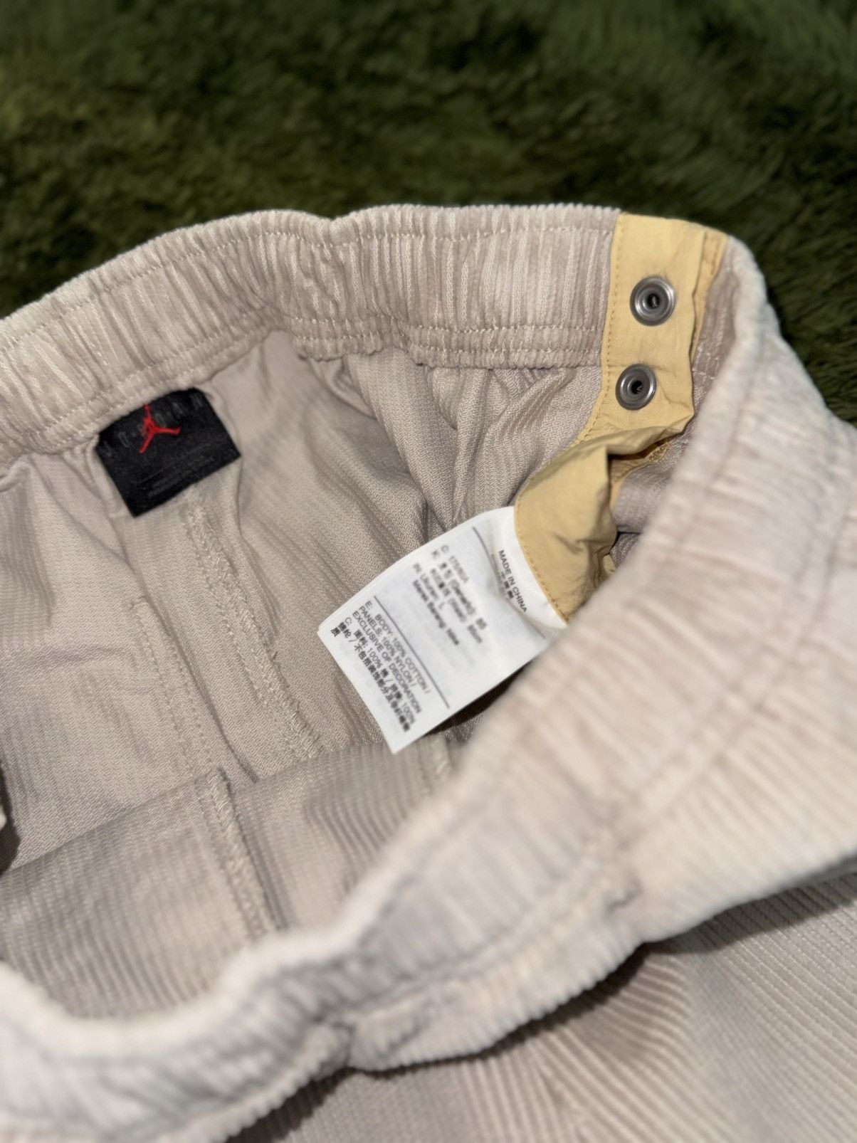 Jordan Brand [L] Jordan x Russell Westbrook Honor The Gift Corduroy Pants Size US 34 / EU 50 - 5 Thumbnail