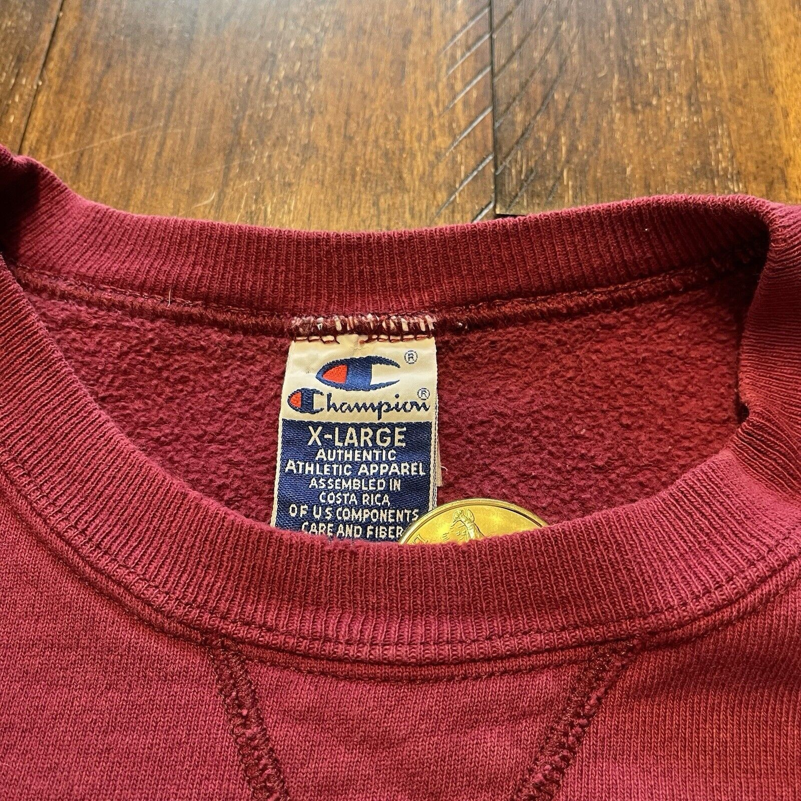 Champion Vtg Y2K Champion Blank Maroon Sweatshirt Men’s Size XL Size US XL / EU 56 / 4 - 6 Thumbnail