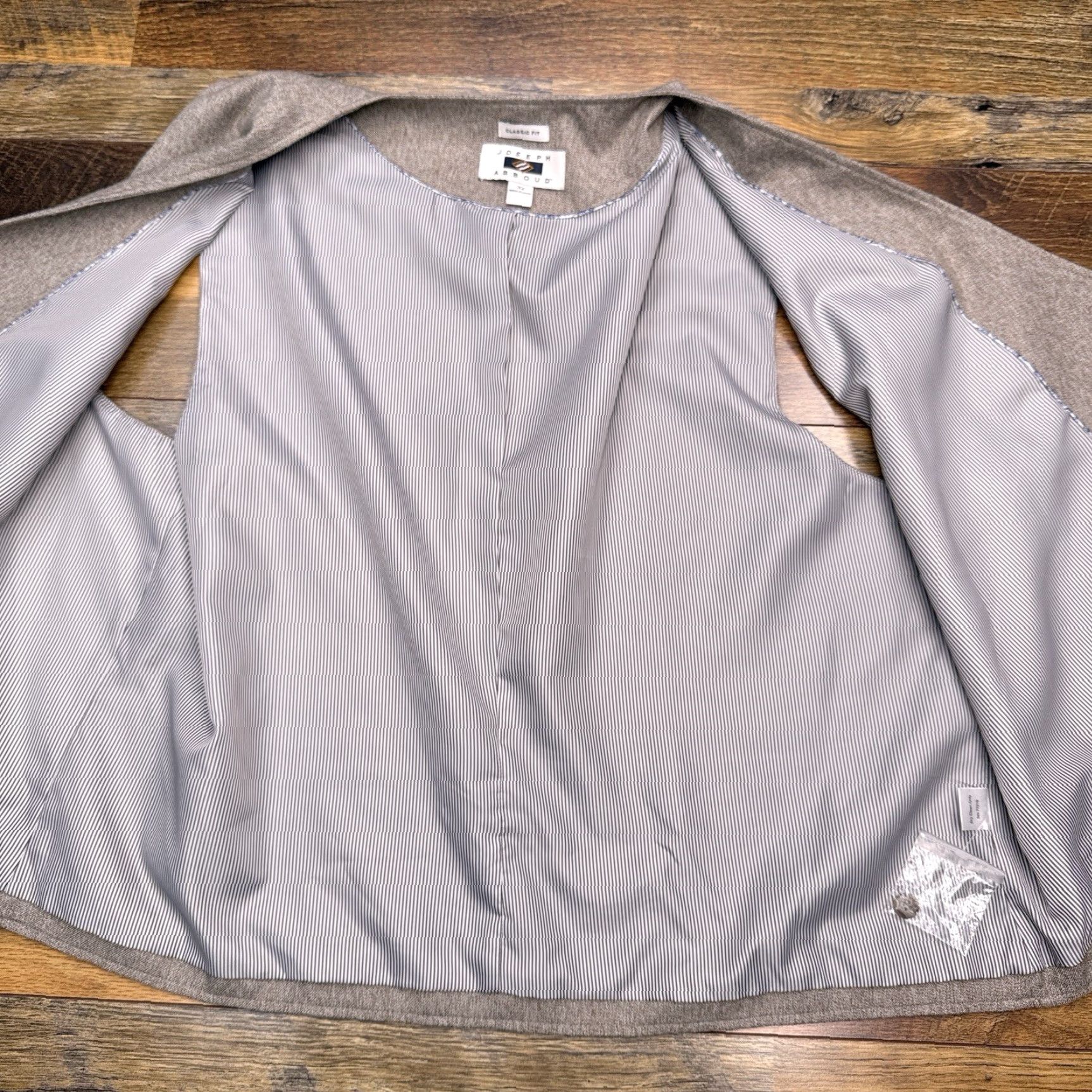 Joseph Abboud **Joseph Abboud Suit Vest Mens 3X Brown Classic Regular New** User: Joseph Abboud Suit Vest Mens 3X Brown Classic Regular New Size 48R - 3 Thumbnail