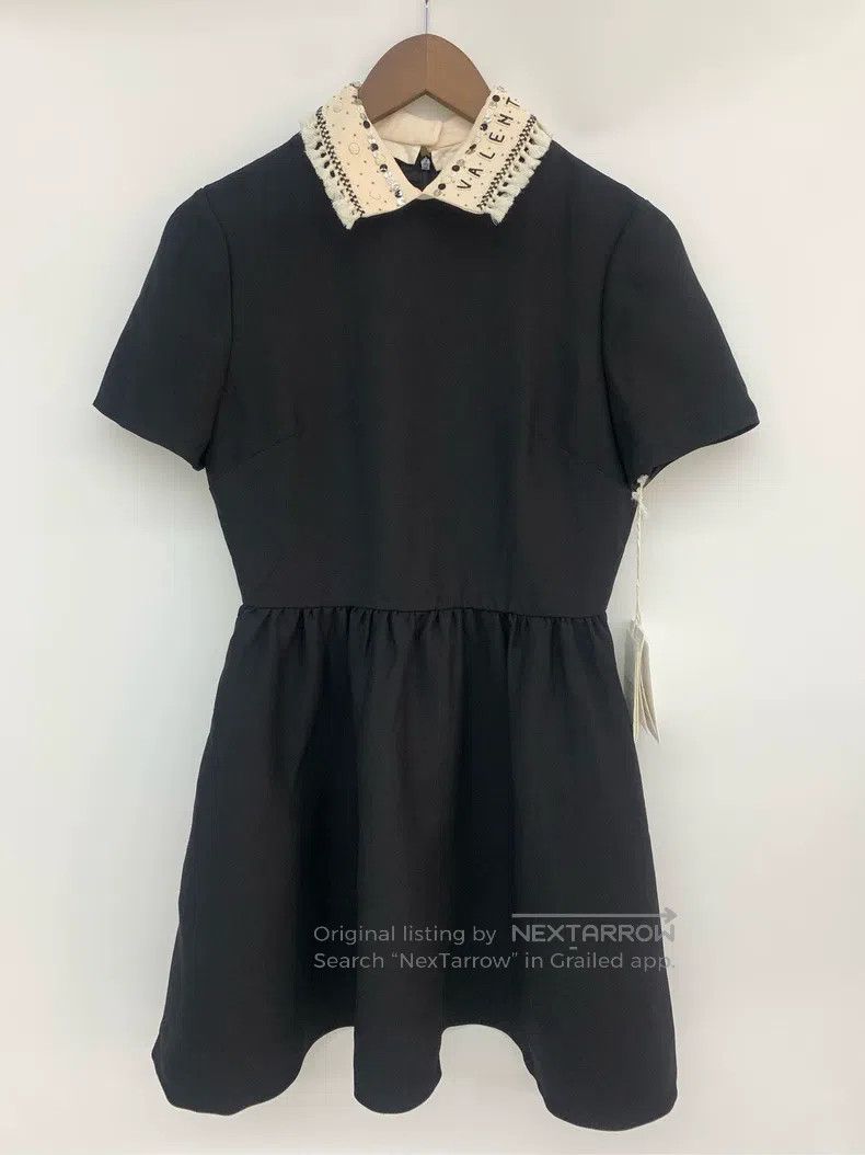Valentino Valentino Embroidered neckline short-sleeved dress Size S / US 4 / IT 40 - 1 Thumbnail